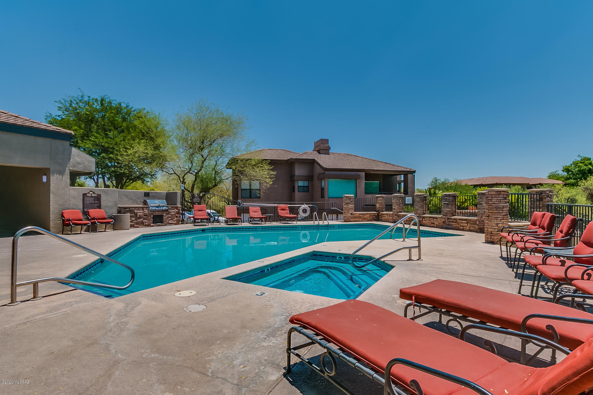 Greens at Ventana Canyon - Residential