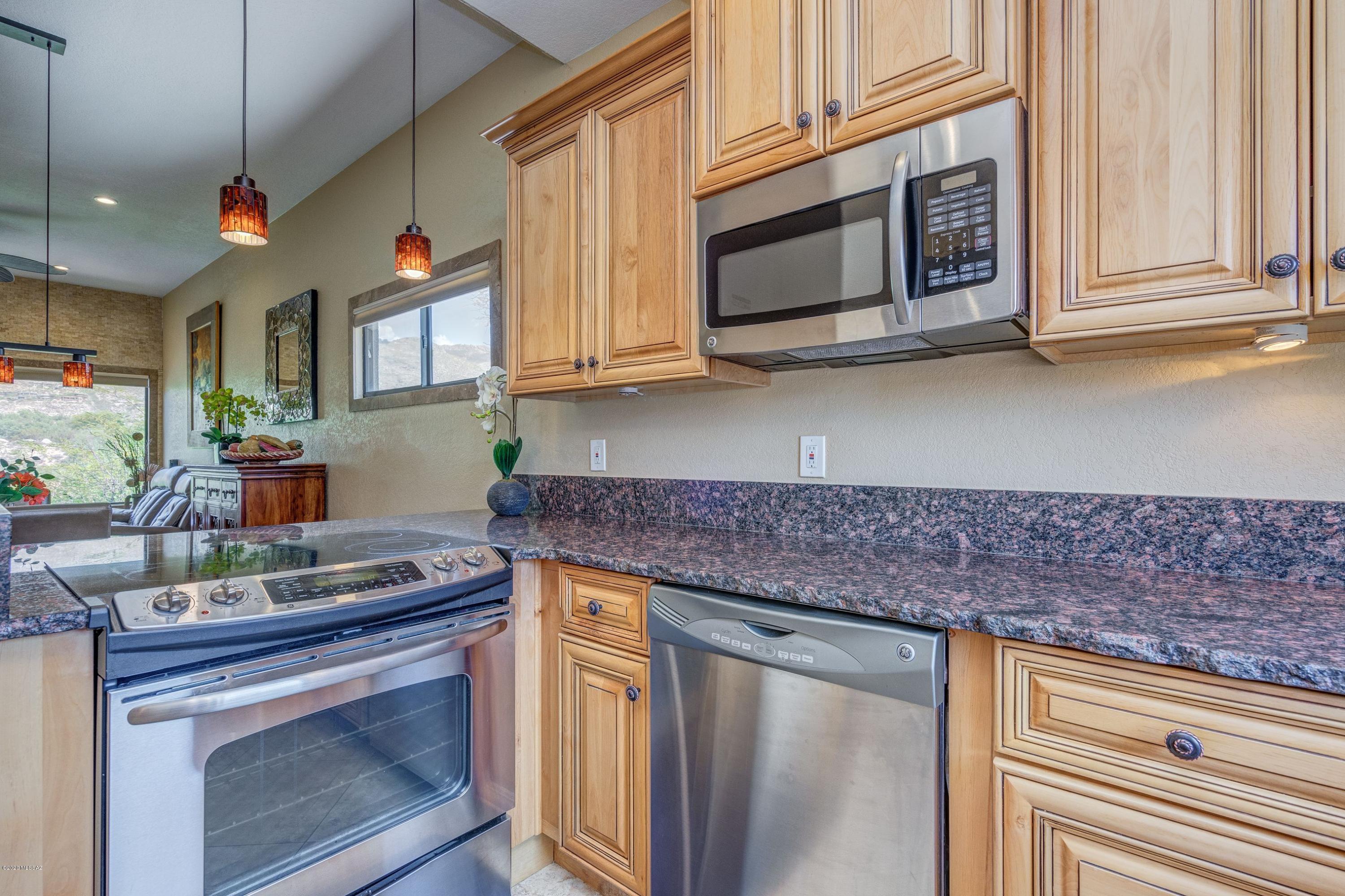 Greens at Ventana Canyon - Residential