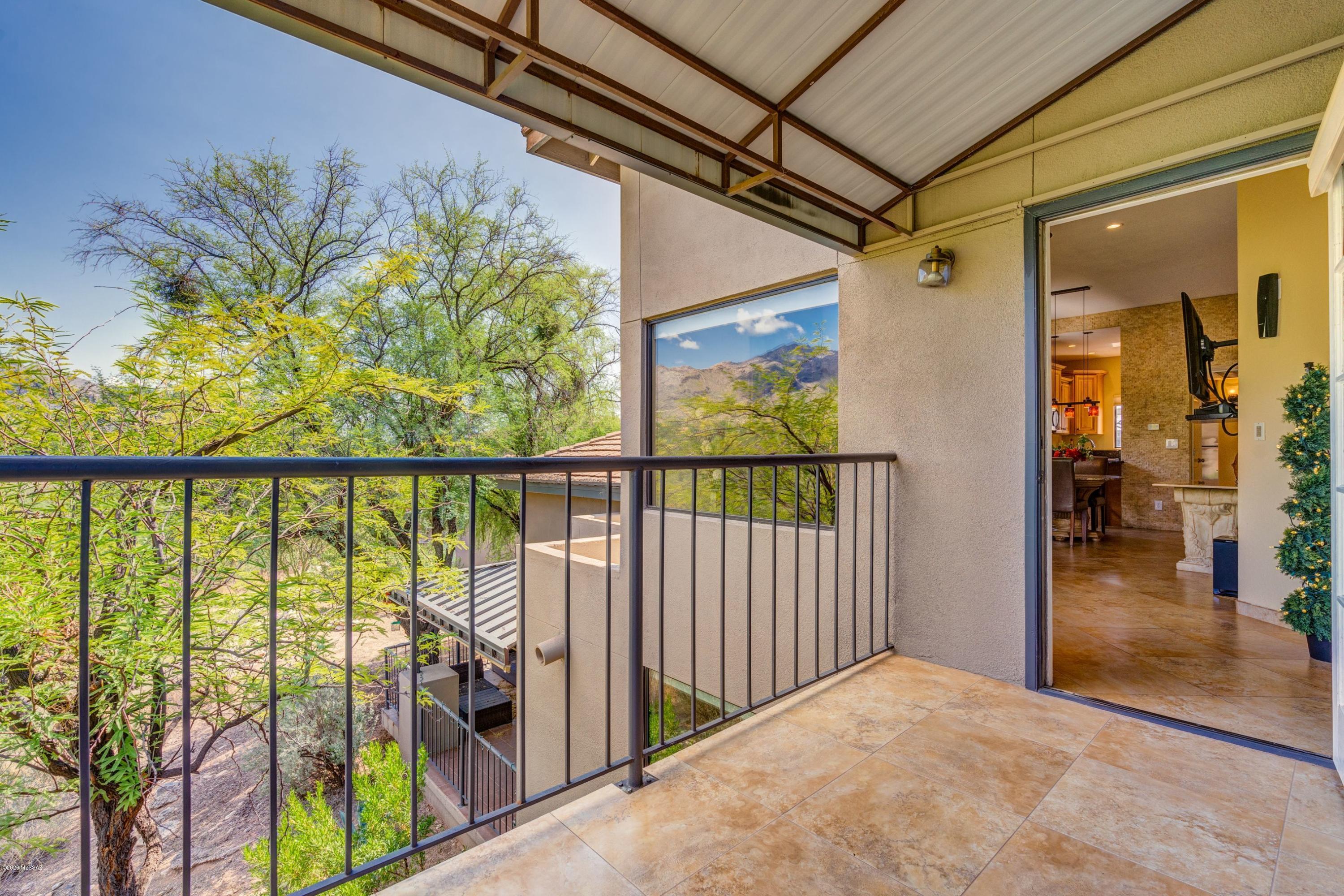 Greens at Ventana Canyon - Residential