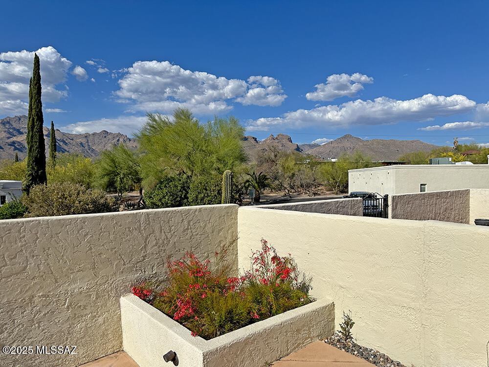 Hidden Valley Townhouses - Residential