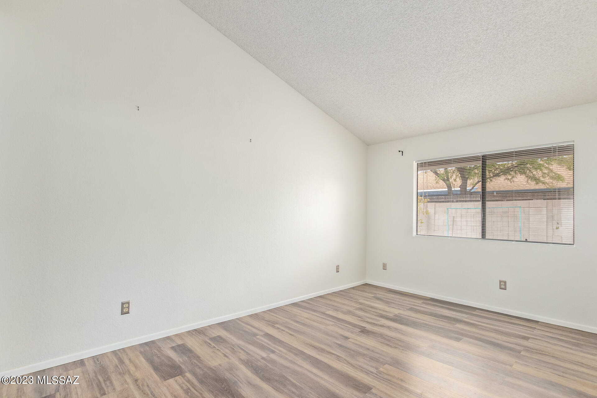 Fairway Villas (71-128) - Residential