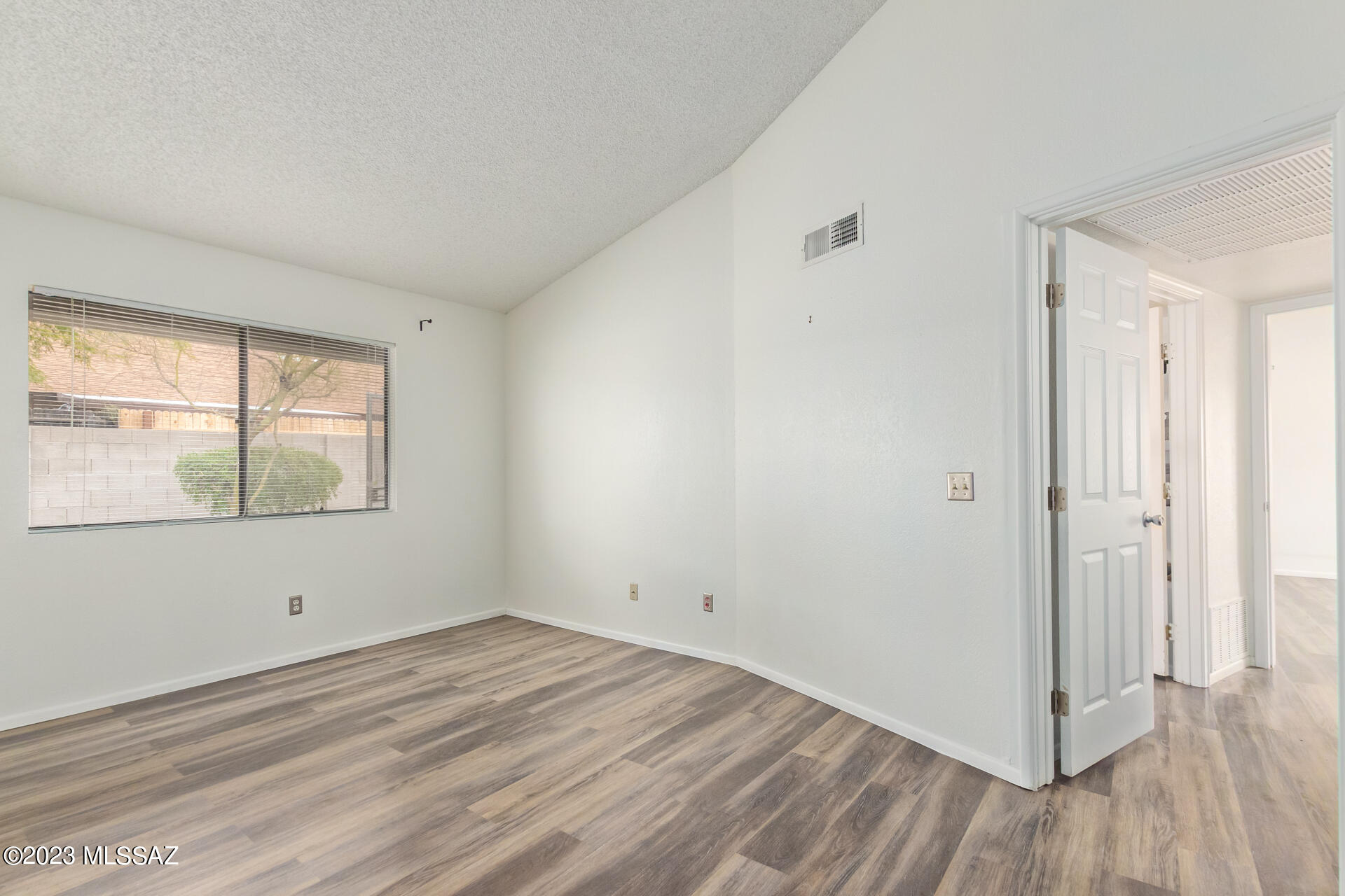 Fairway Villas (71-128) - Residential