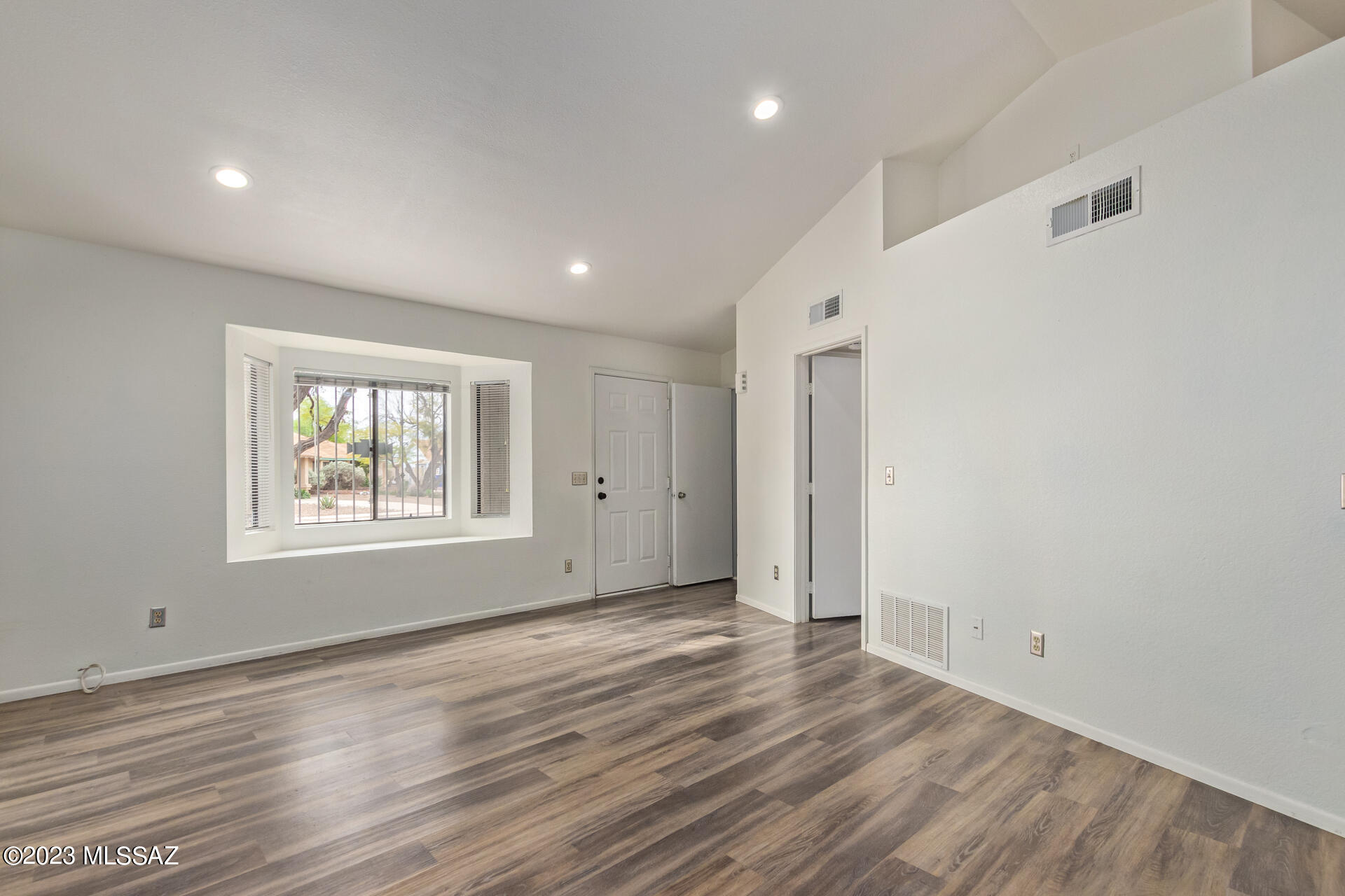 Fairway Villas (71-128) - Residential