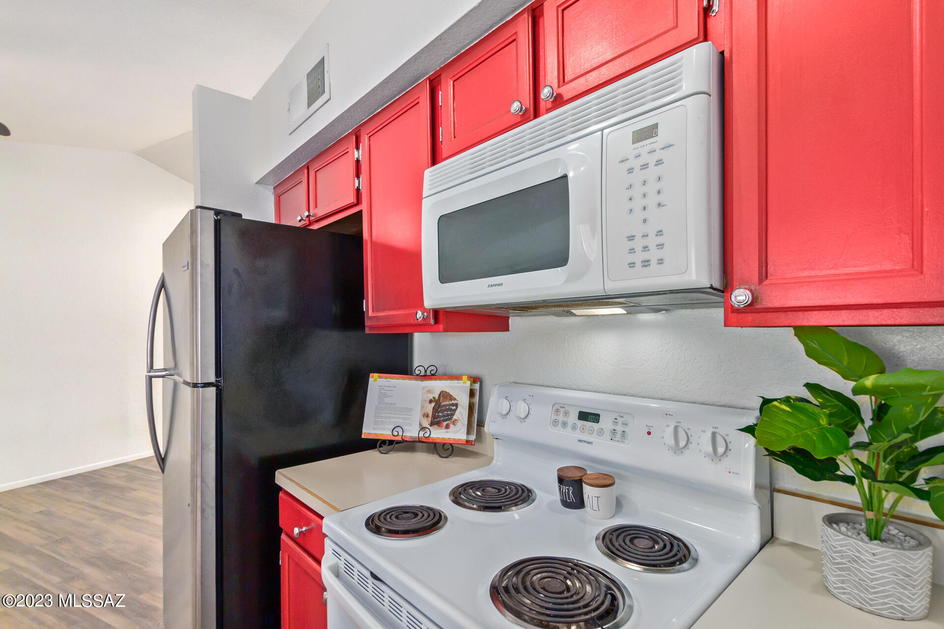 Fairway Villas (71-128) - Residential