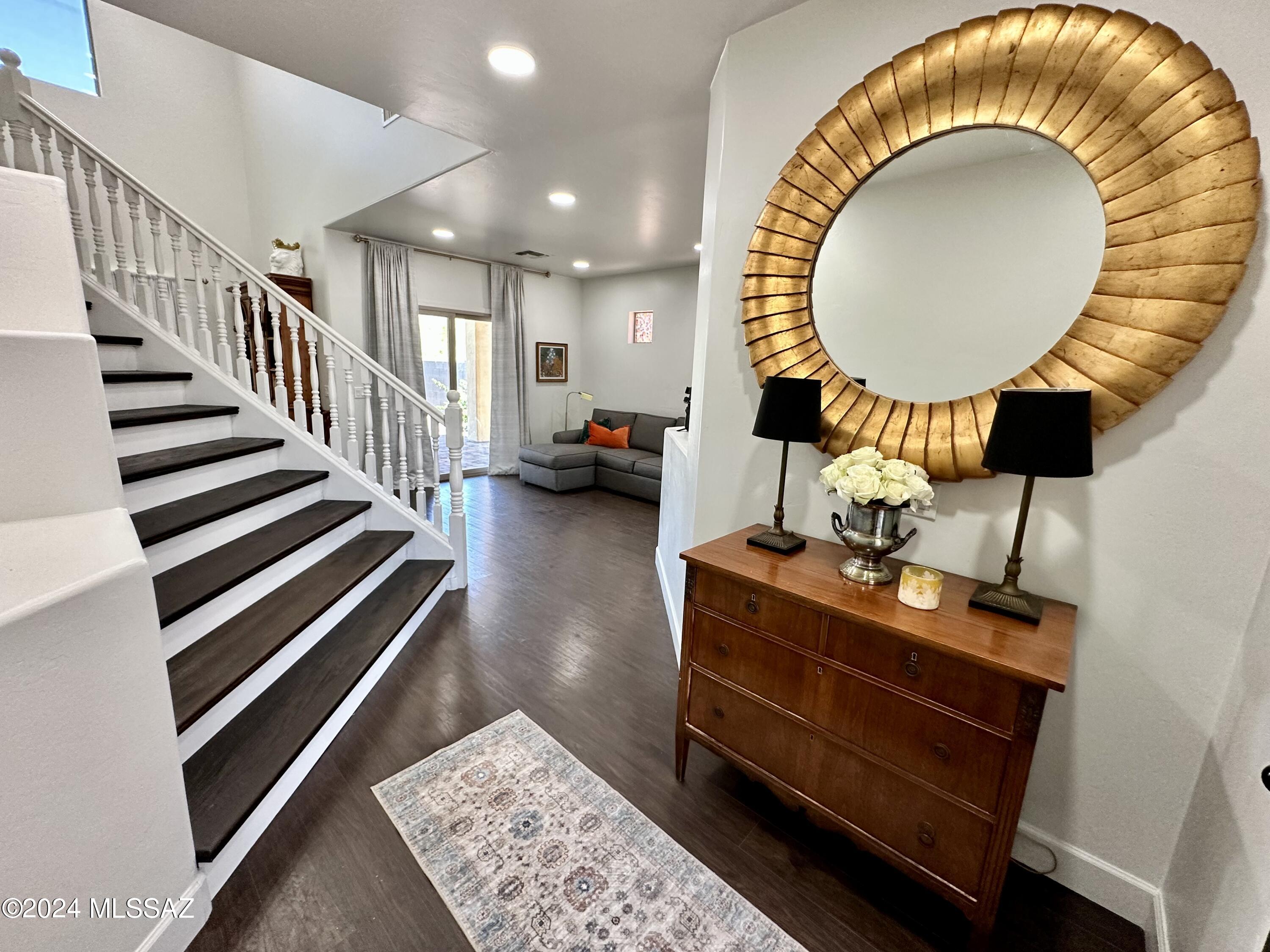 Presidio De Cancion (1-200) - Residential