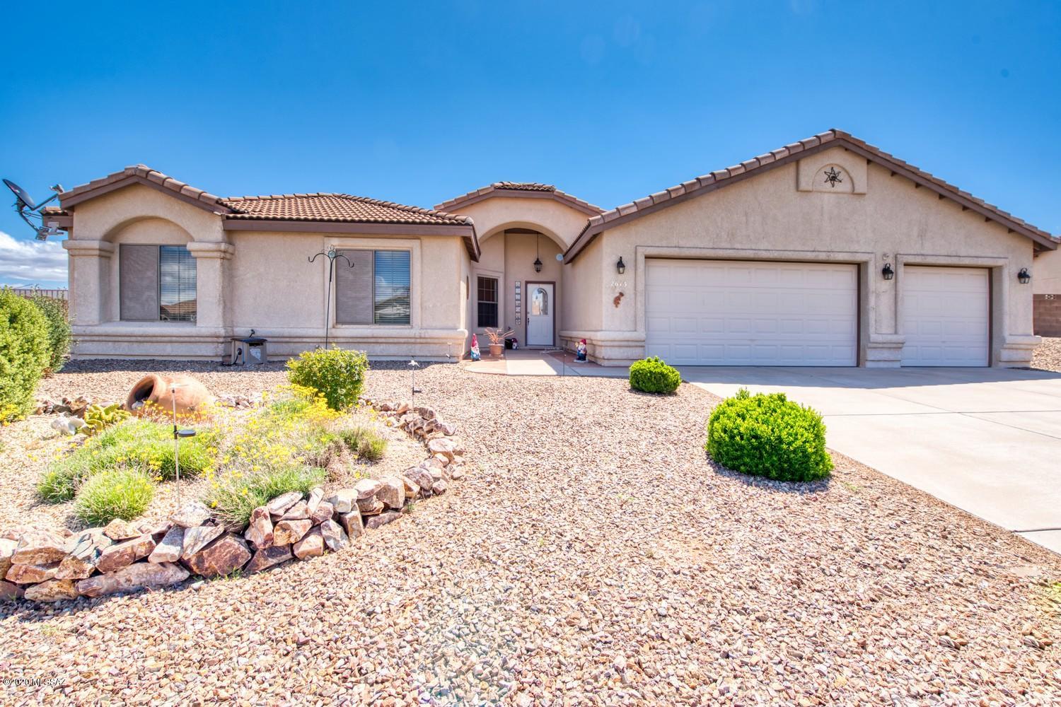 2207 SqFt Well Maintained home in cul-de-sac W/4 bdrms, Fireplace, NO CARPET, 2 BA, 3 Car Garage AND mountain views located in Coronado Crossing.  Purchased New Storage Building in Oct 2019.   Versatile floor plan.  Nice size kitchen W/breakfast area & pantry closet.  Kitchen appliances purchased in Nov 2019.  Kitchen has Corian Countertops W/Custom  42'' Cabinetry.   Large Master Suite.  Large master bath with walk in closet, garden tub, shower & 2 sinks. This floor plan has extra closets that many homes do not have.   The East Patio allows you to enjoy the patio all day.  Flagstone was added added with a walk way to an area that is great for a HOT TUB or just for a place to enjoy the sun &d mountain views with your morning coffee.