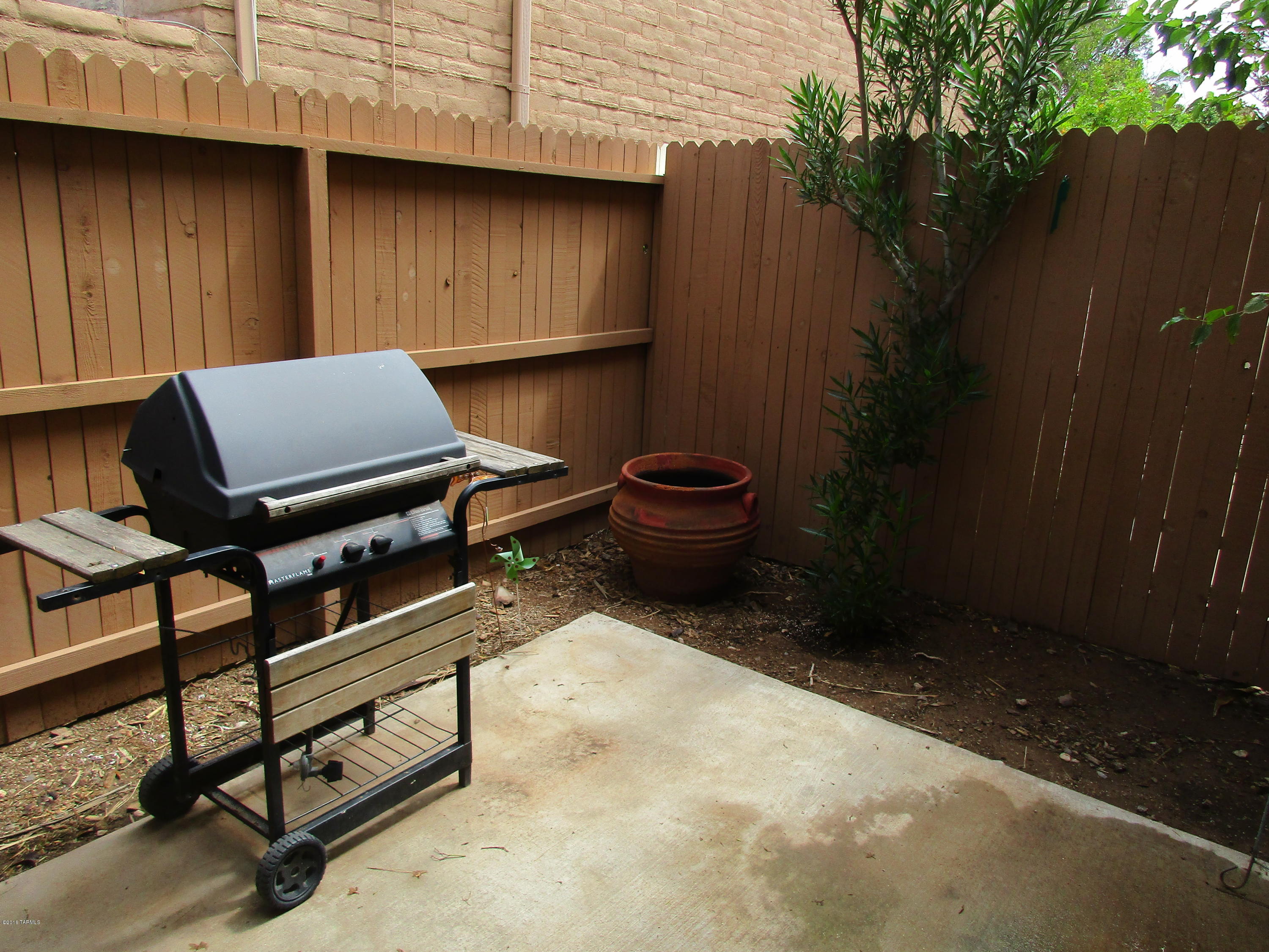 Tucson North Townhome Apts. - Residential