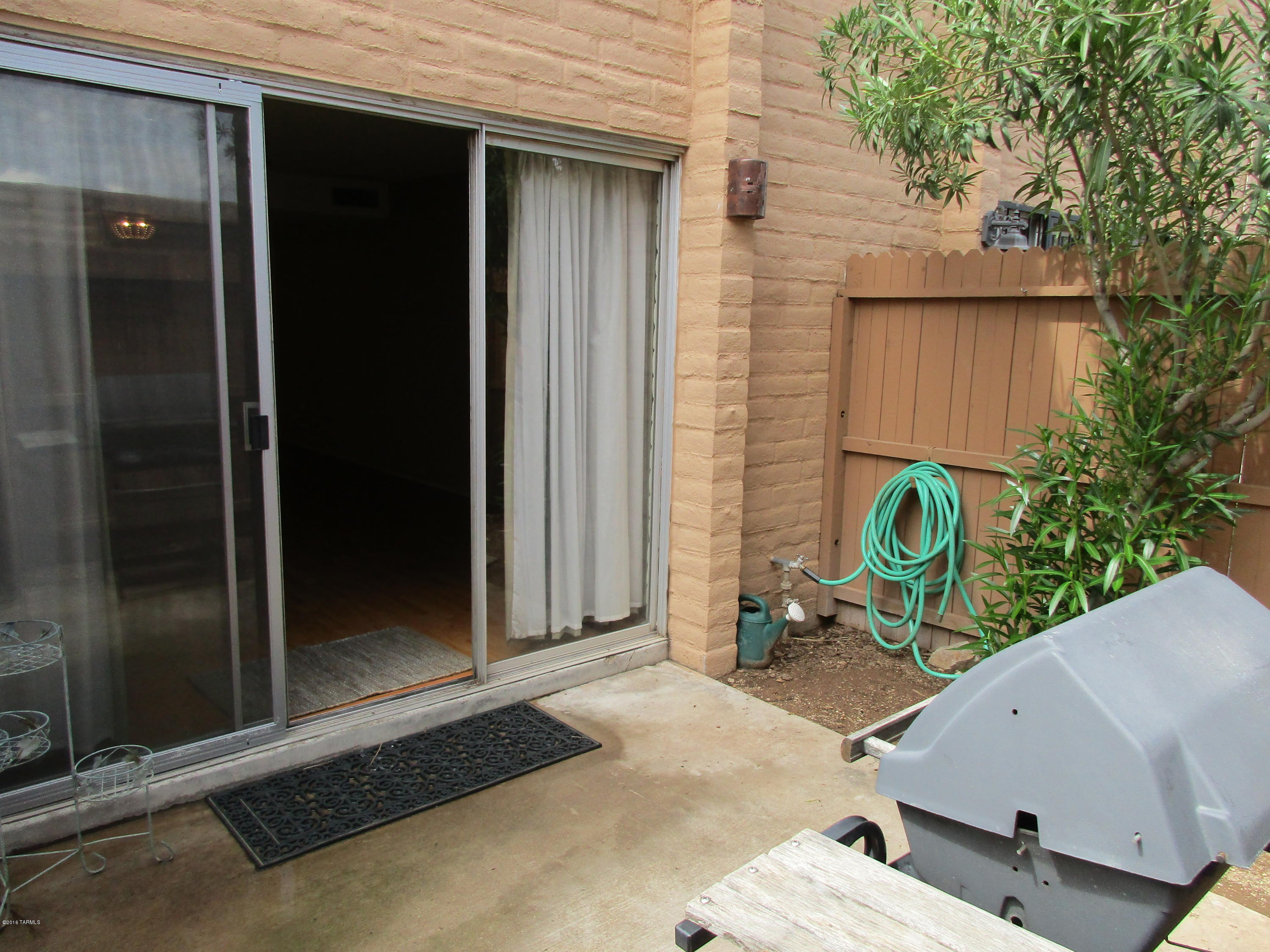 Tucson North Townhome Apts. - Residential