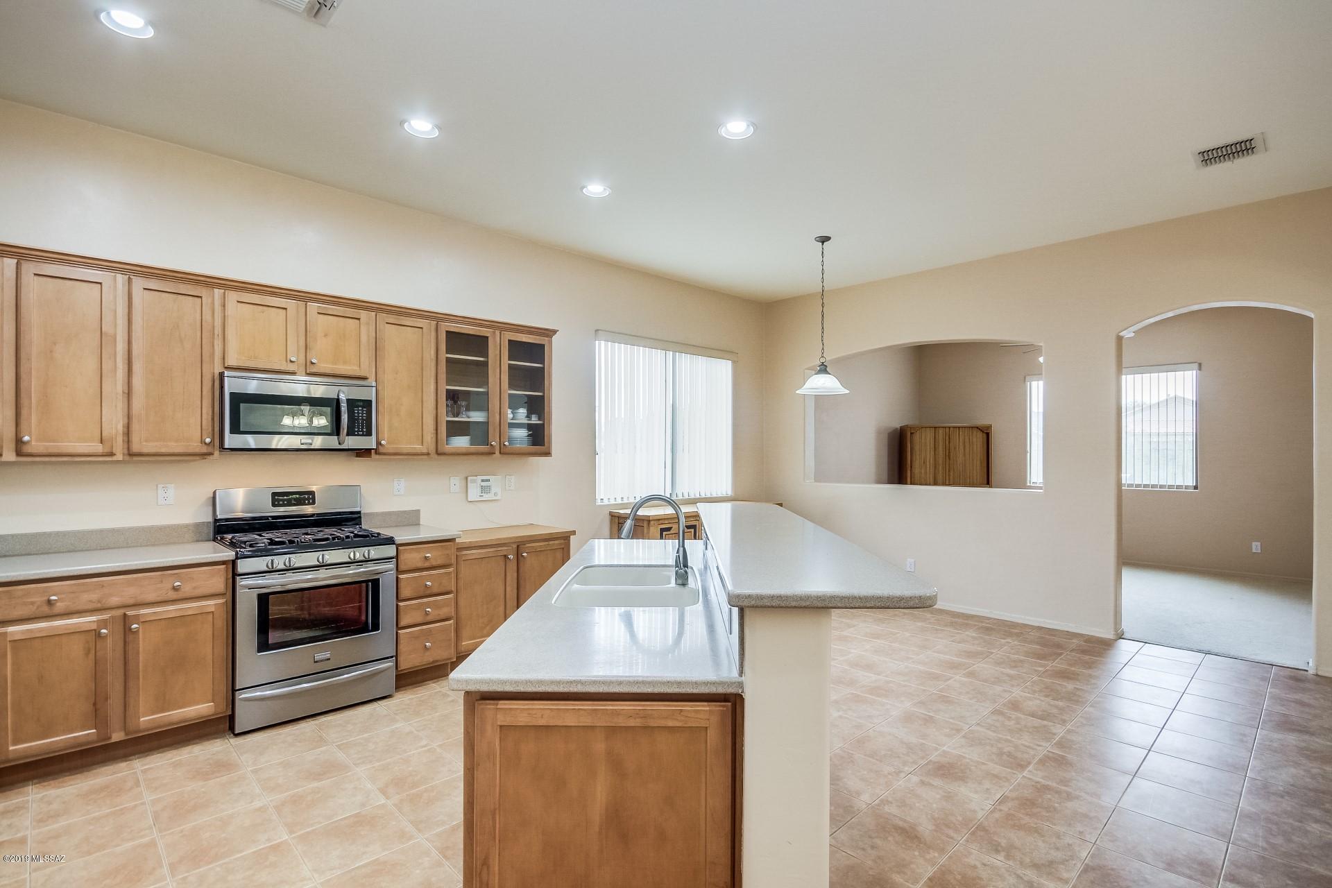 Continental Reserve Blk. 1 & 7 (1-61) - Residential