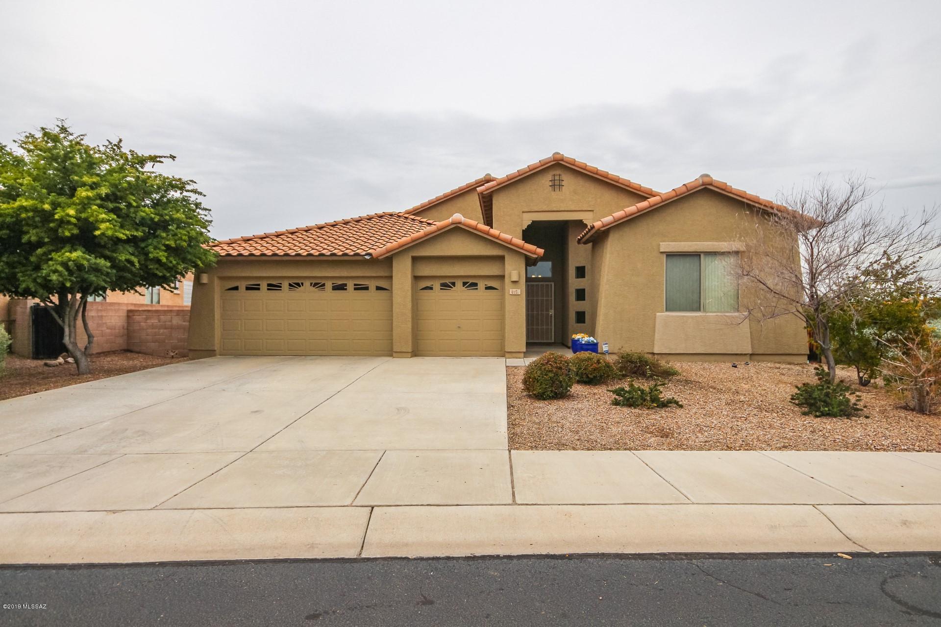 Continental Reserve Blk. 1 & 7 (1-61) - Residential