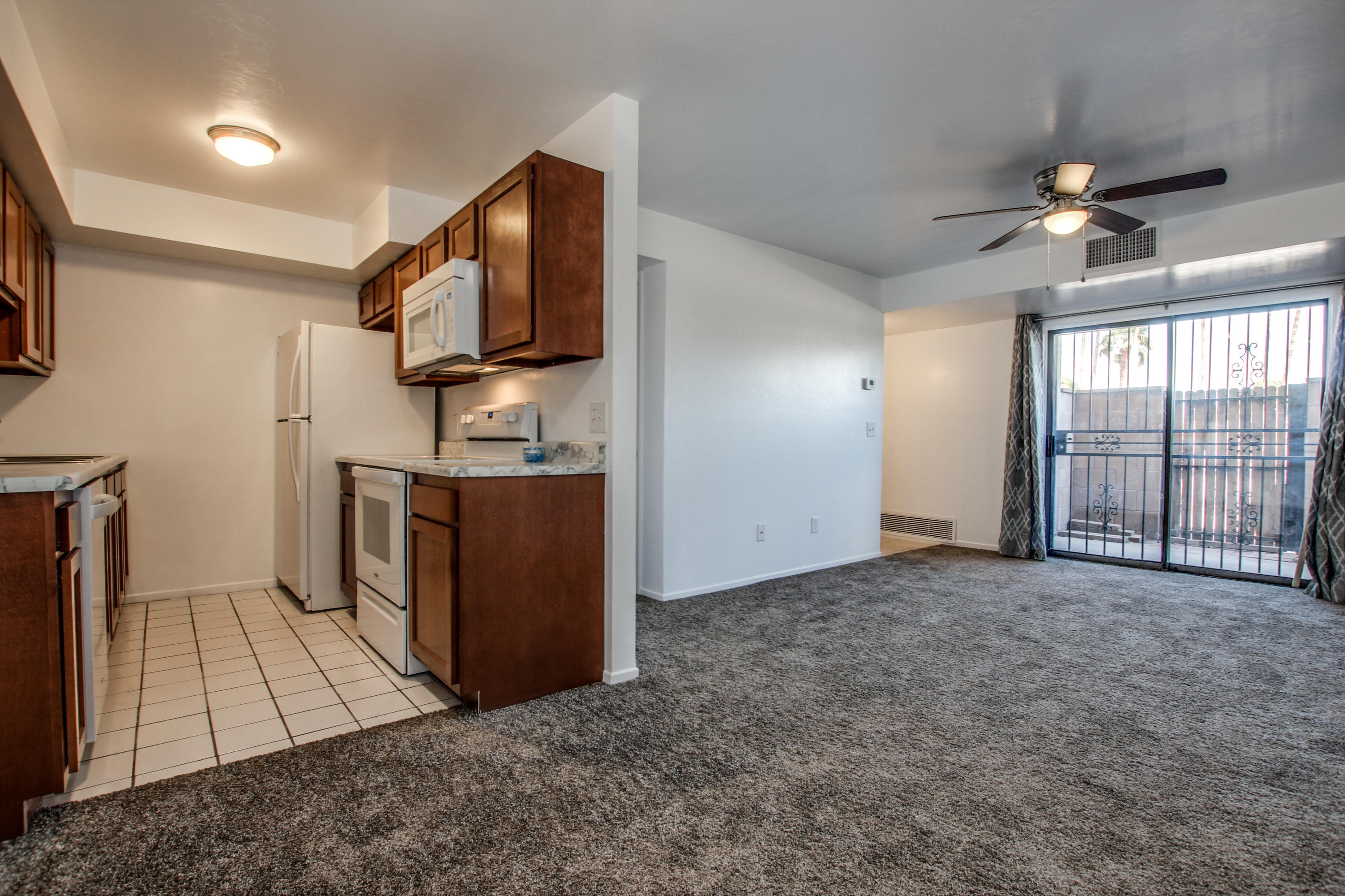 Golf Links East Condos (1-48) - Residential