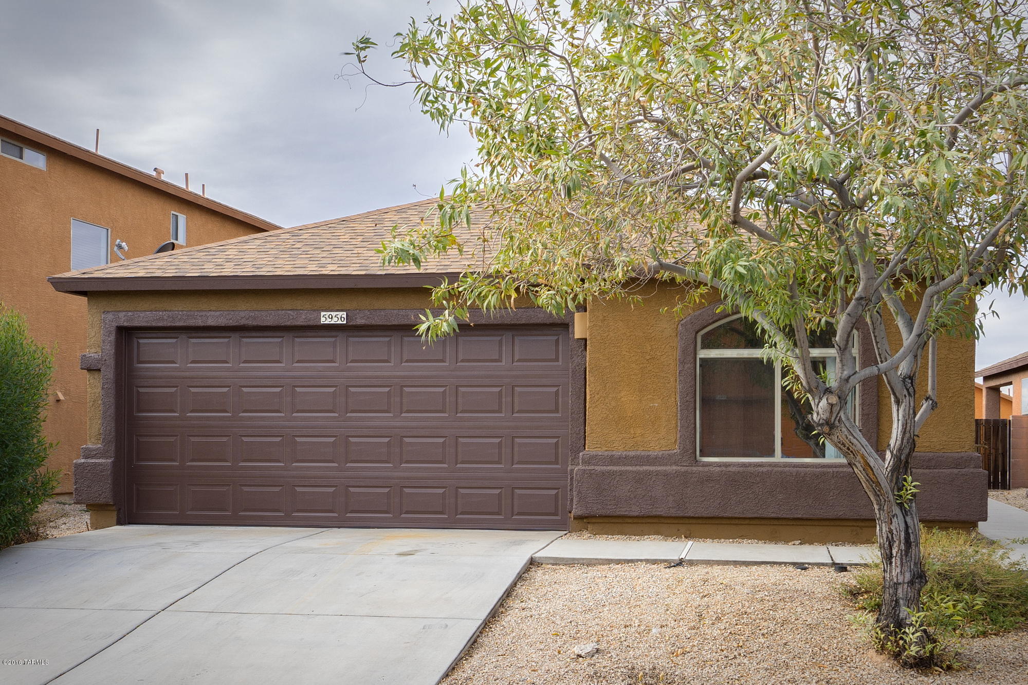 Tres Pueblos - Residential Income