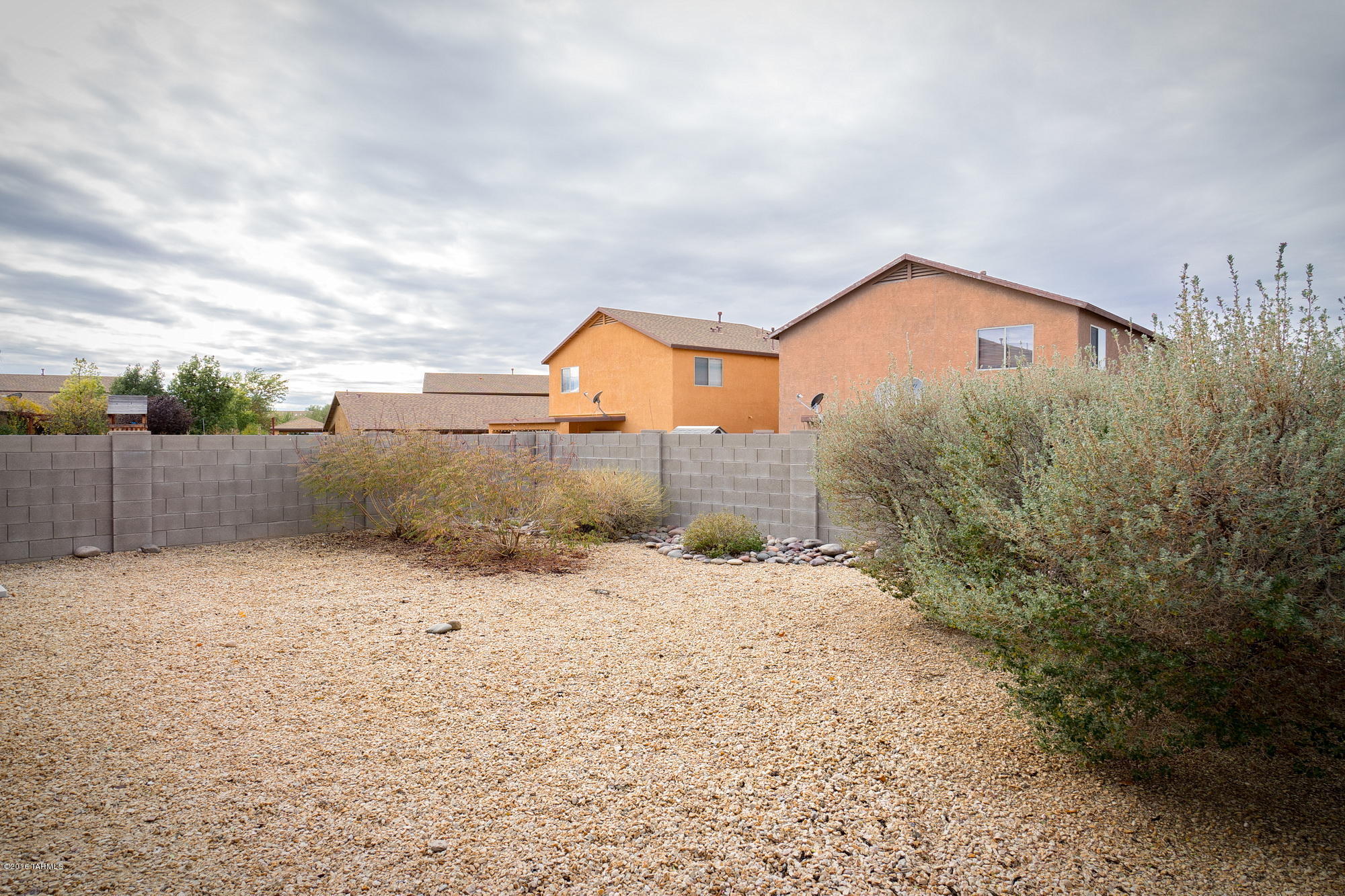 Tres Pueblos - Residential Income
