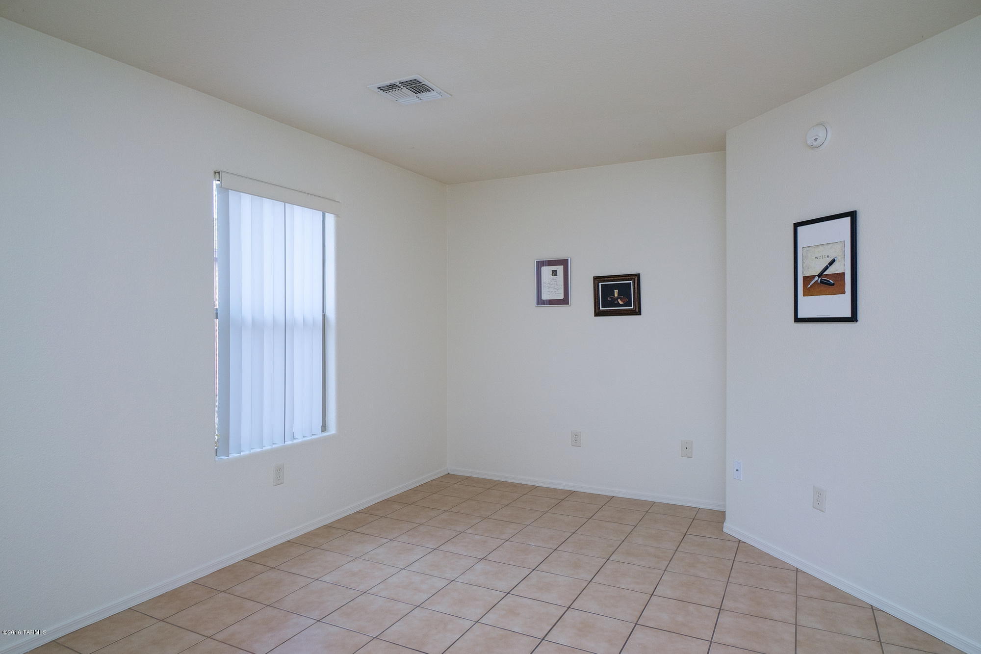 Tres Pueblos - Residential Income