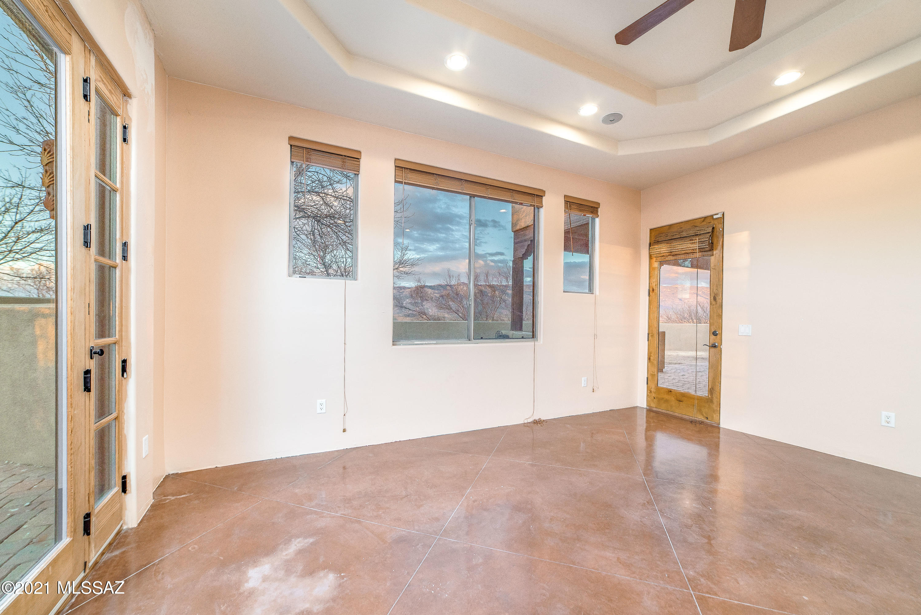 Coyote Creek (1-395) - Residential