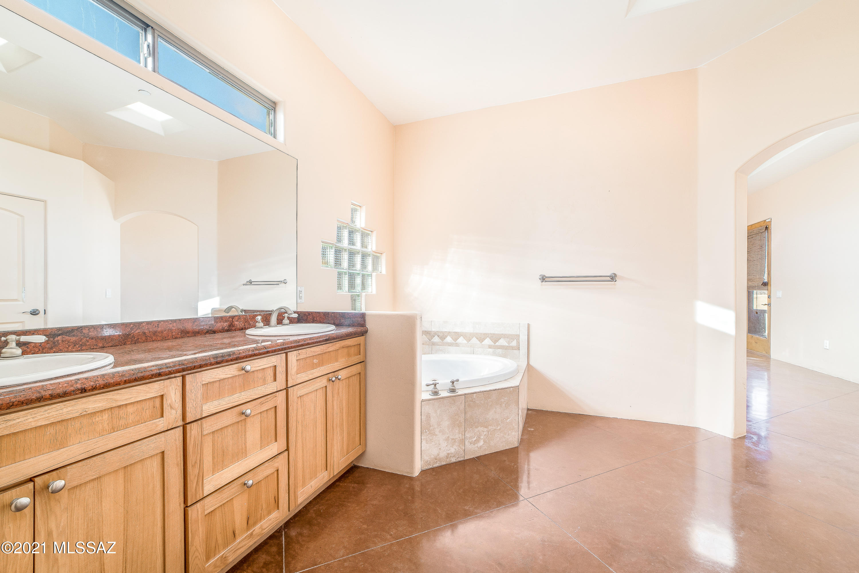 Coyote Creek (1-395) - Residential