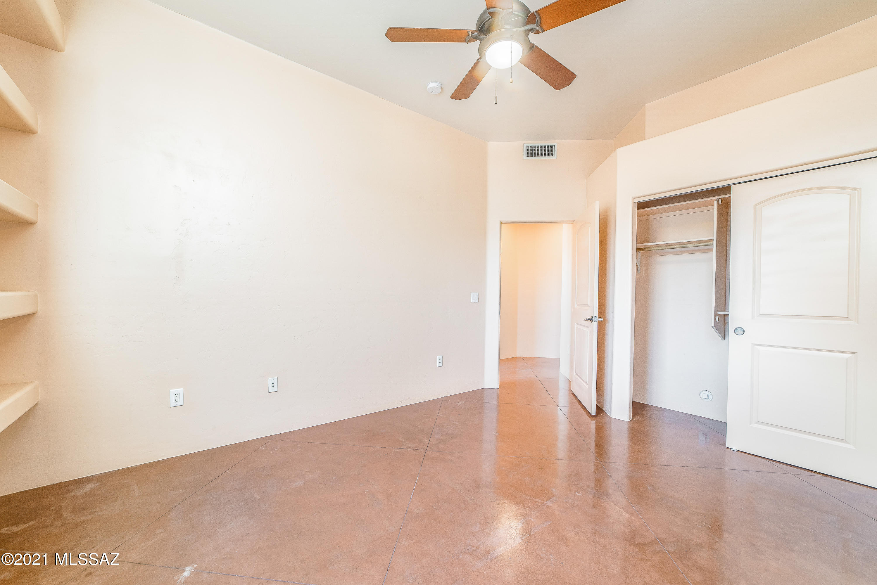 Coyote Creek (1-395) - Residential