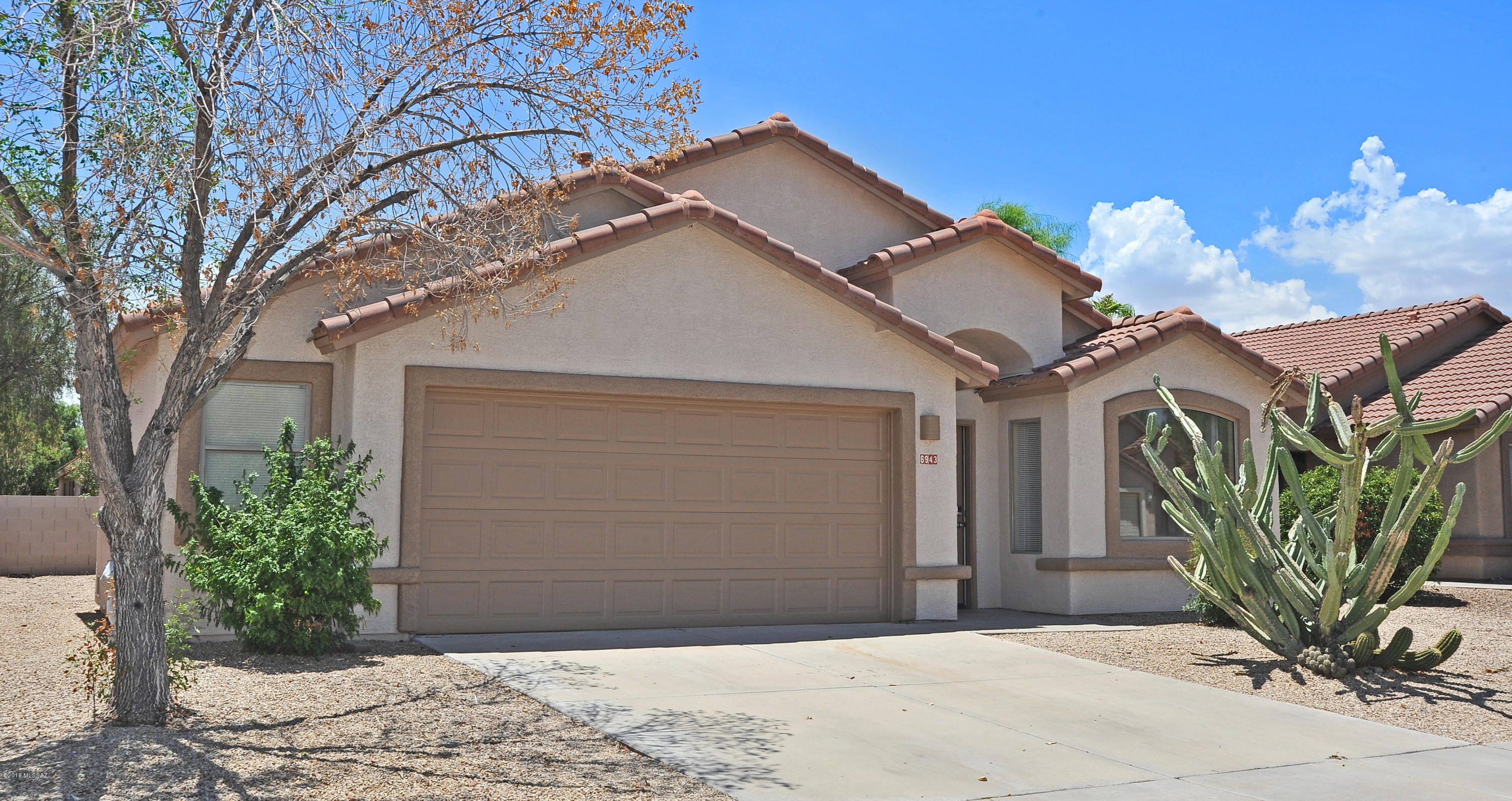 Spacious 3 Bedroom 2 Full Bath in the Heart of Continental Ranch.  Split Bedroom Floor Plan with Large Master Bathroom and Walk-In Closet.  Jack and Jill Guest Bathroom.  Upgraded and Spacious Kitchen with Granite Countertops and Stainless Steel Appliances.  Upgraded and Newer AC Unit.  Close to Shopping, Schools and So Much More!!