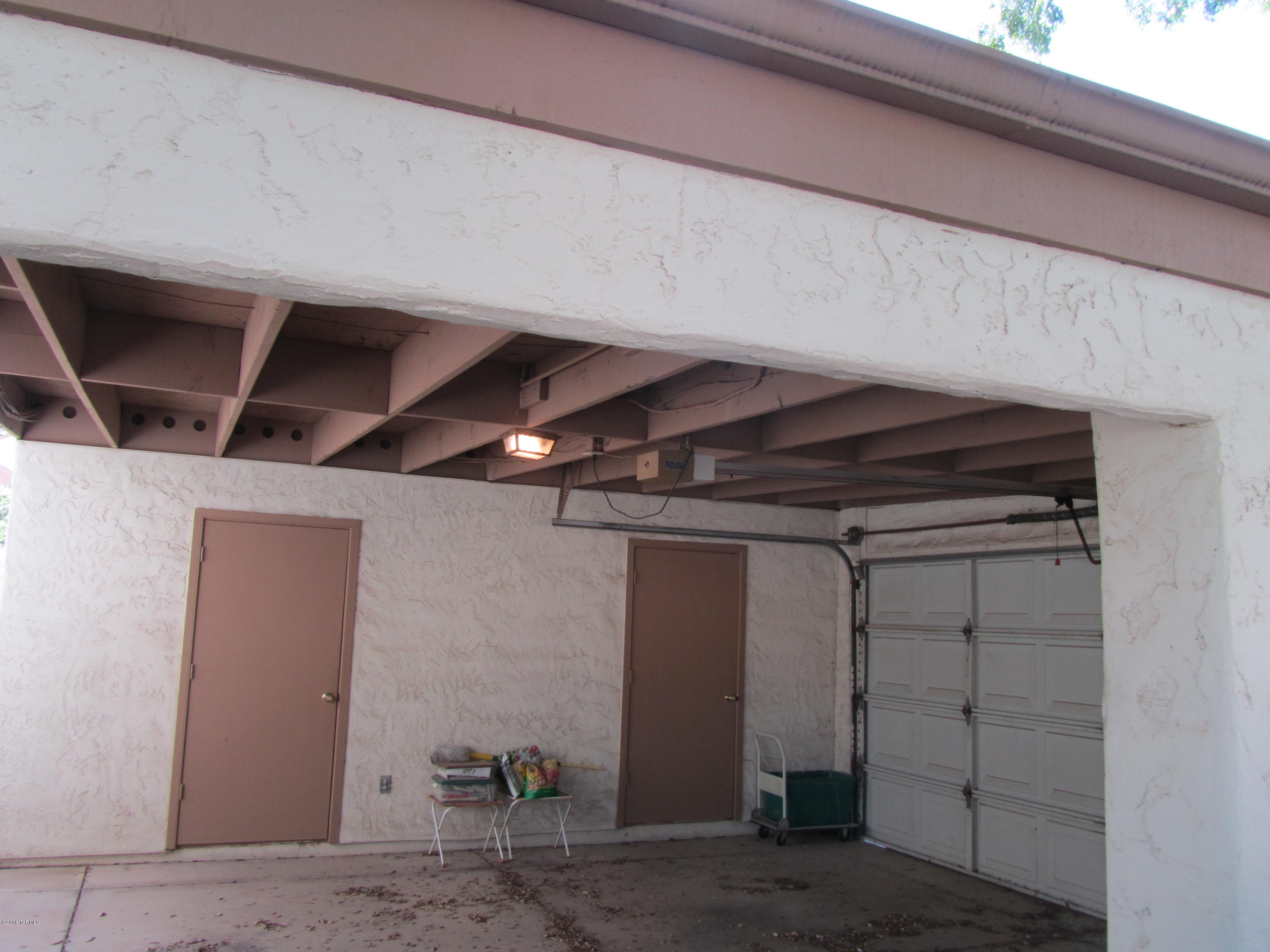 Saddlewood Villas (1-102) - Residential