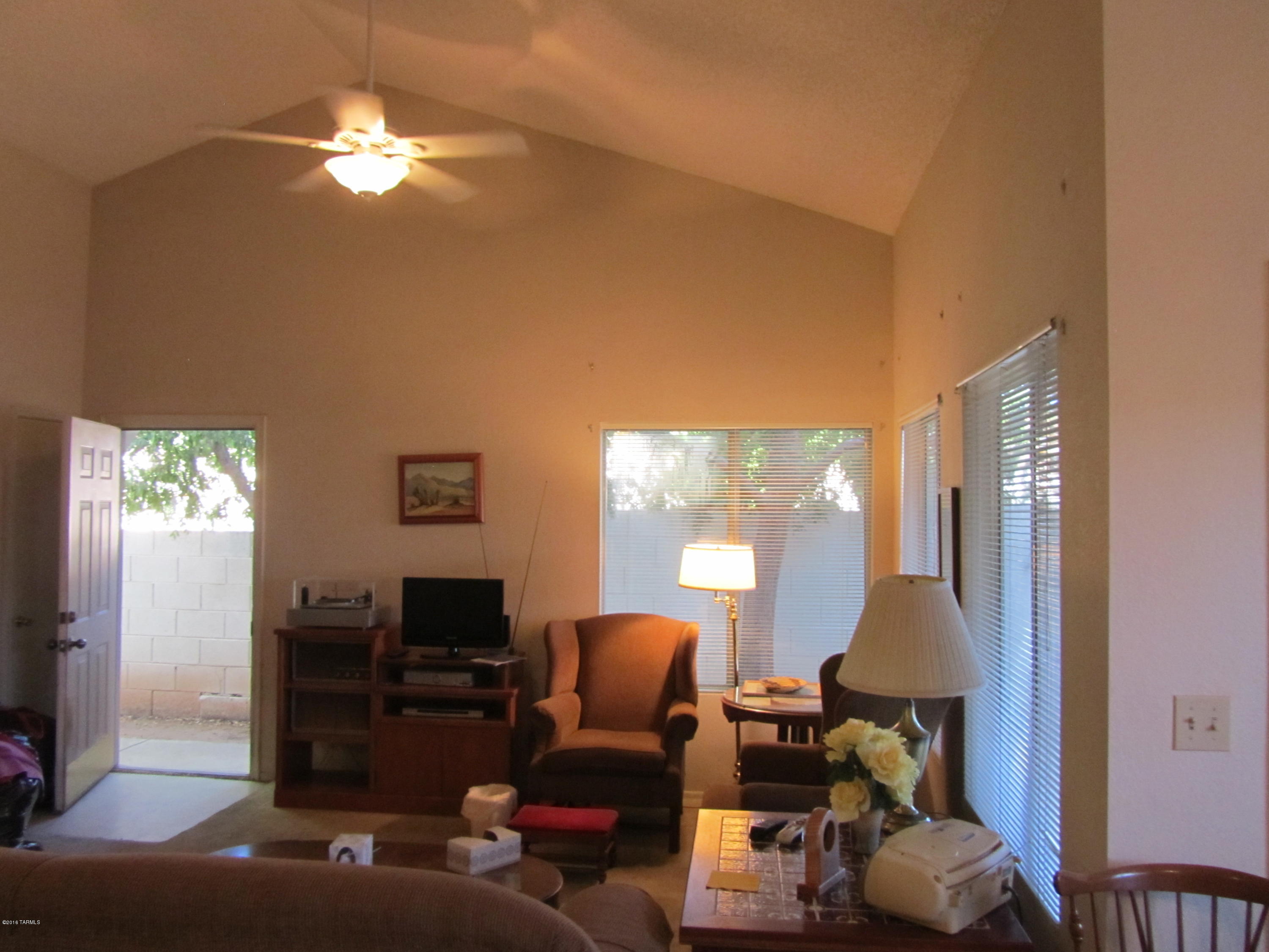 Saddlewood Villas (1-102) - Residential