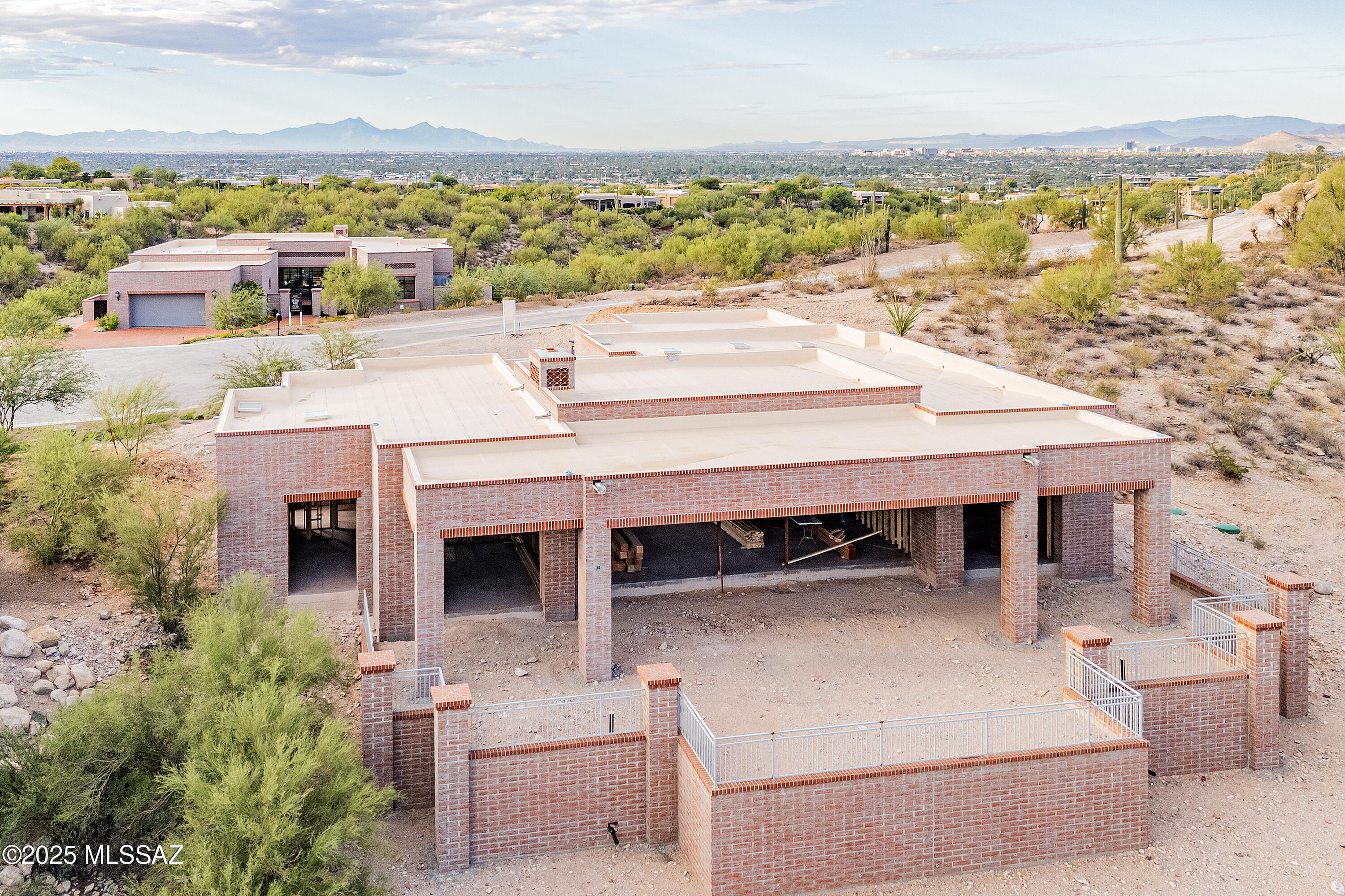 Quintana in the Catalina Foothills - Residential