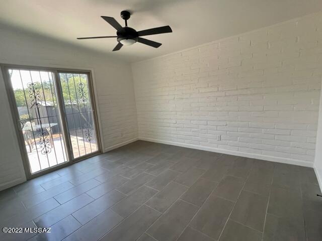 Miracle Mile Manor - Residential