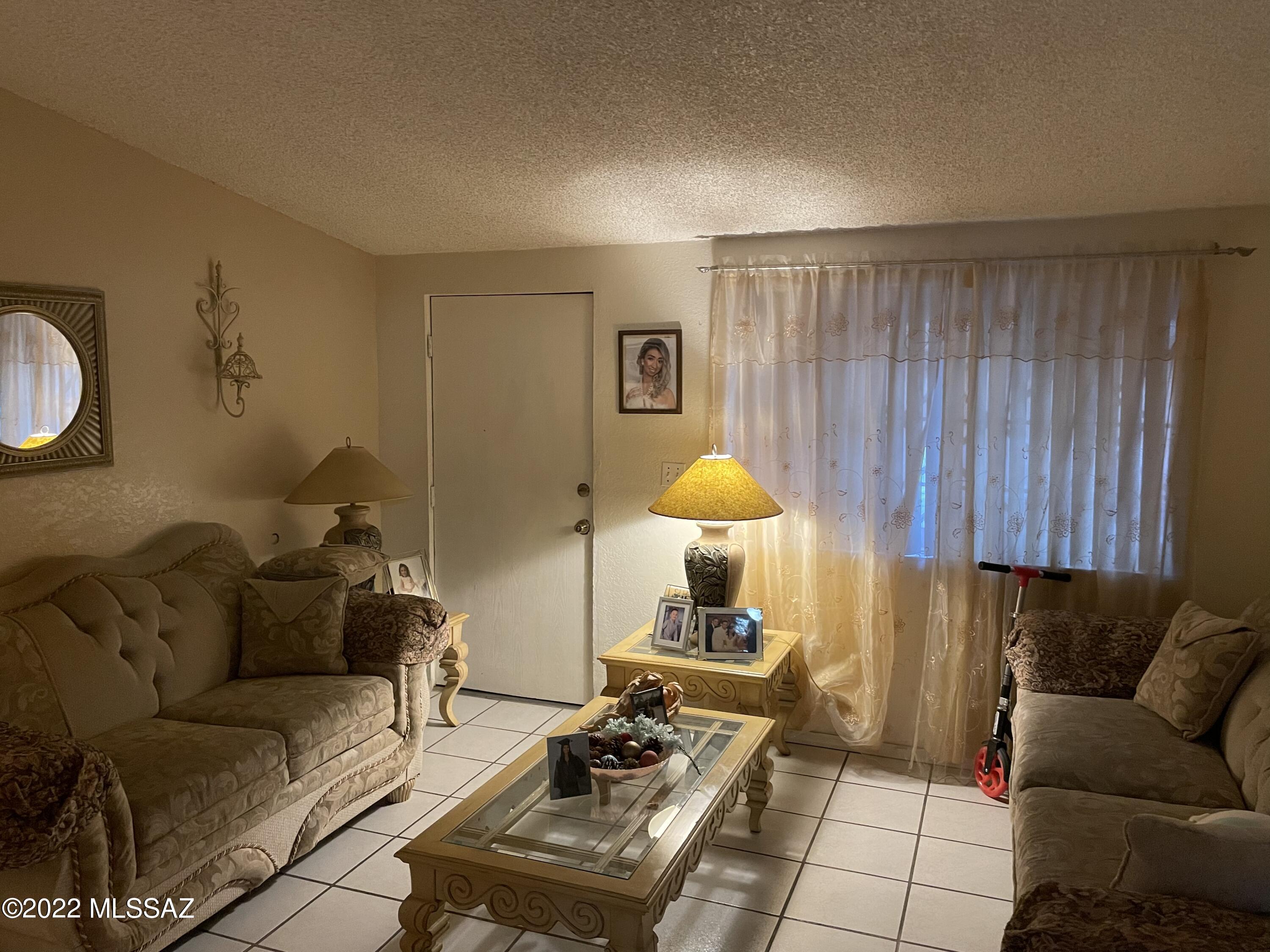 Los Reales Heights NO. 2 (1-138) - Residential
