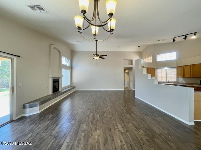Cottonwood Trails (1-67) - Residential Lease