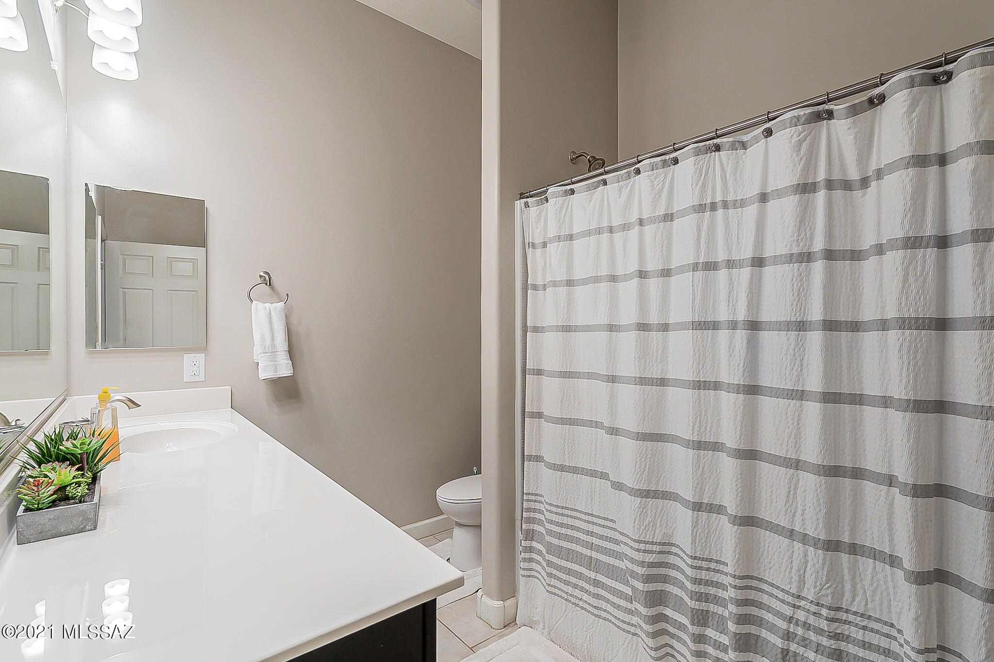 New Tucson Unit NO. 5 (1-312) - Residential