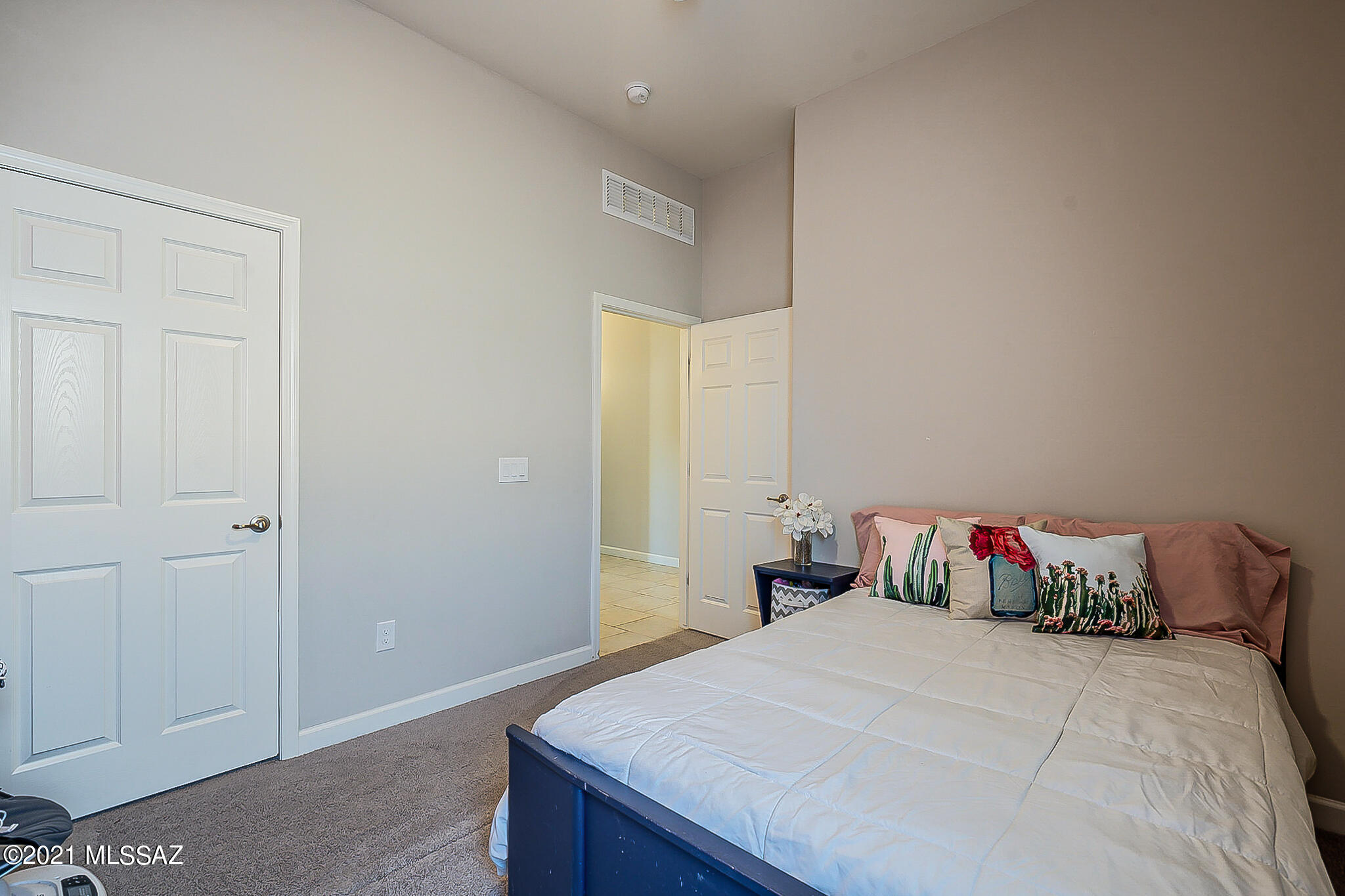 New Tucson Unit NO. 5 (1-312) - Residential