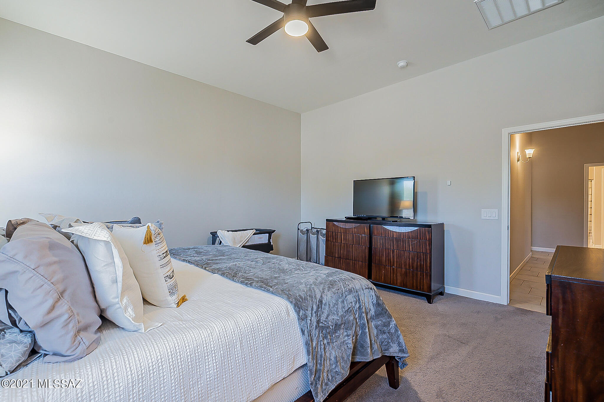 New Tucson Unit NO. 5 (1-312) - Residential
