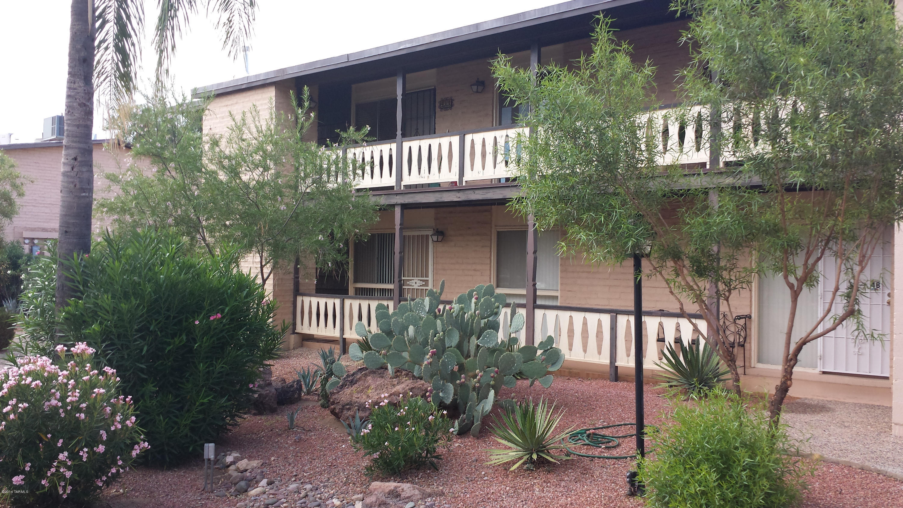 Cute, WELL Maintained upstairs condo.  Pride of Ownership. Own washer/dryer along with on site laundry facilities. No bldgs behind you.  sit on your covered patio and enjoy the outdoors. close to the pool. Small and quiet complex. Near the Country Club.  This place is a secret tucked away little paradise.  MUST see to appreciate.