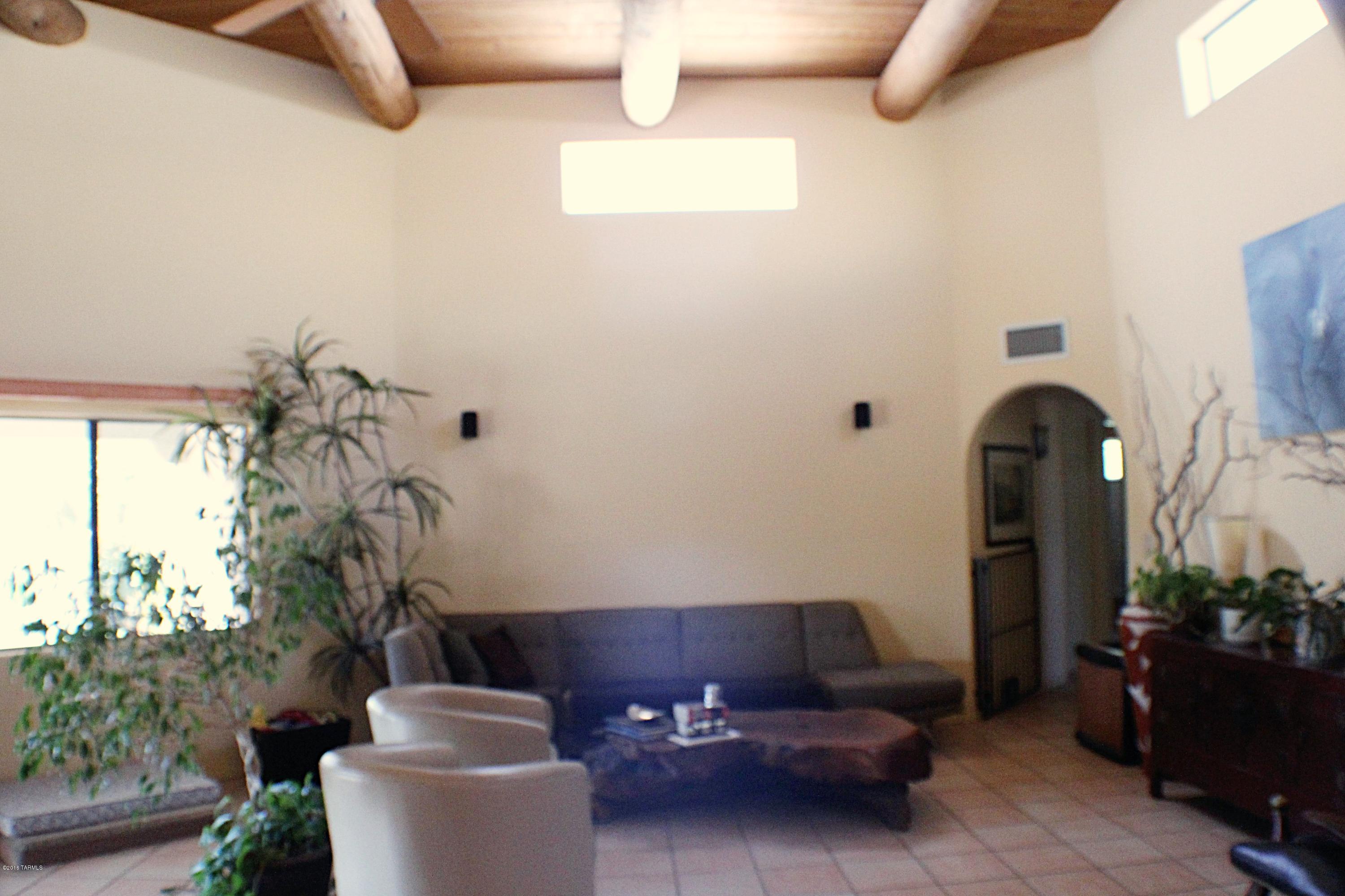 Valle Verde Del Norte (1-100) - Residential