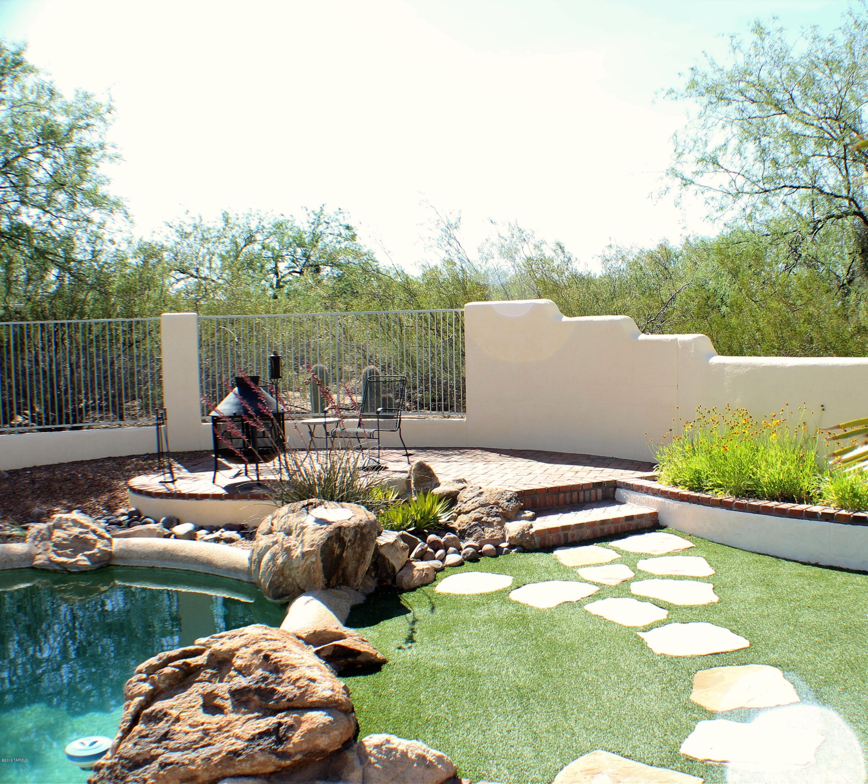 Valle Verde Del Norte (1-100) - Residential