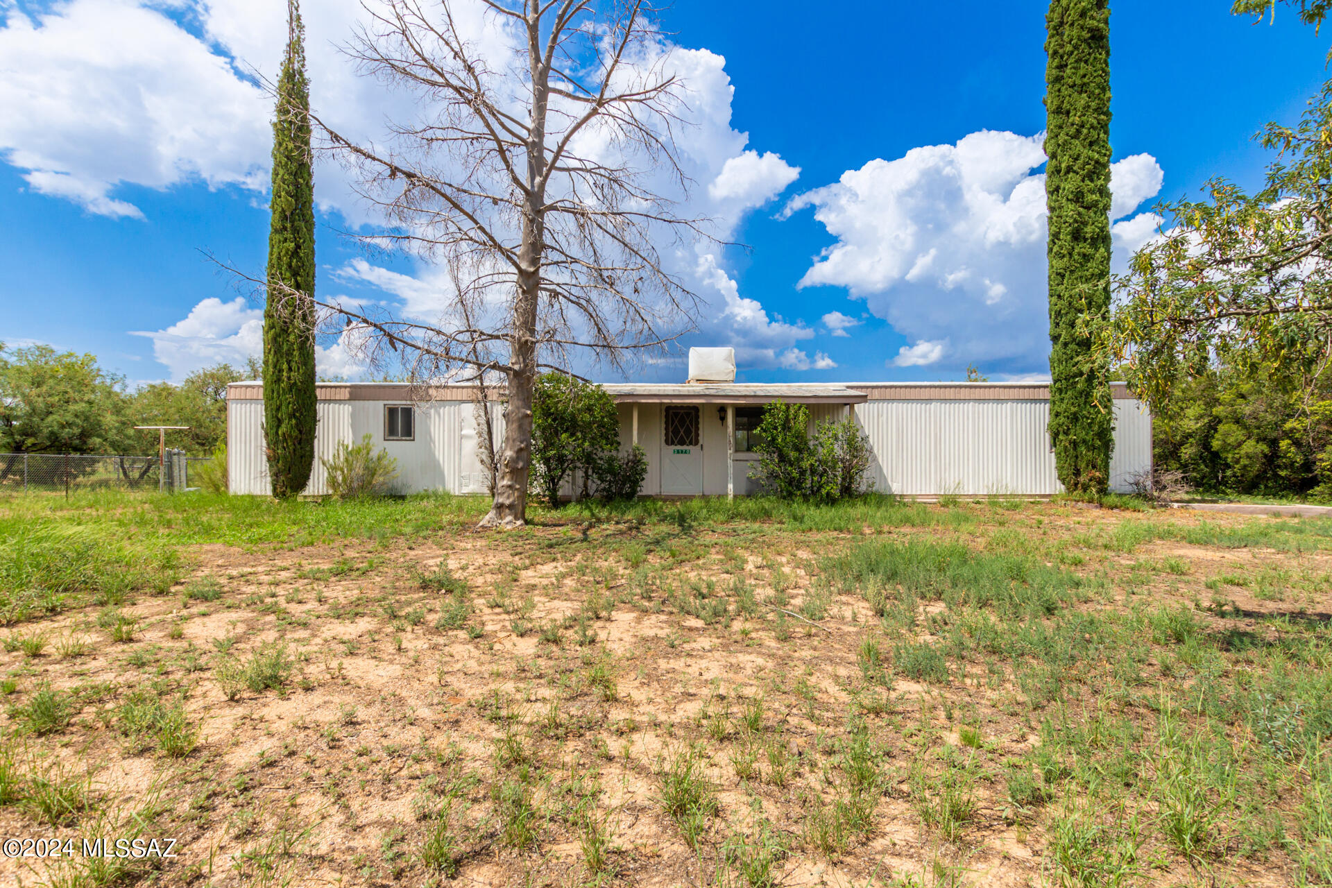 Mescal Lakes - Residential