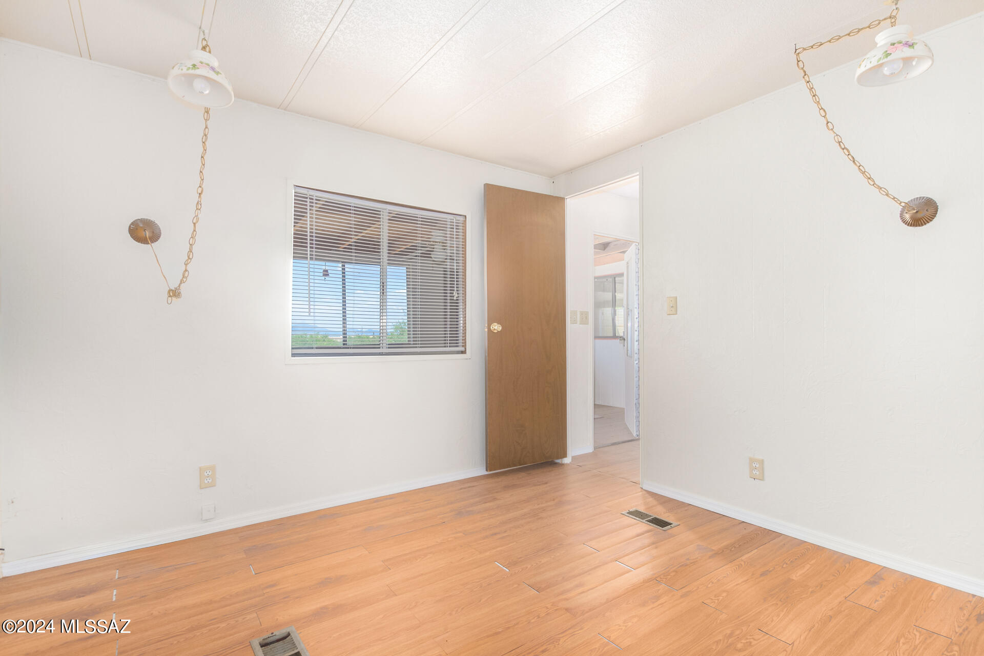 Mescal Lakes - Residential