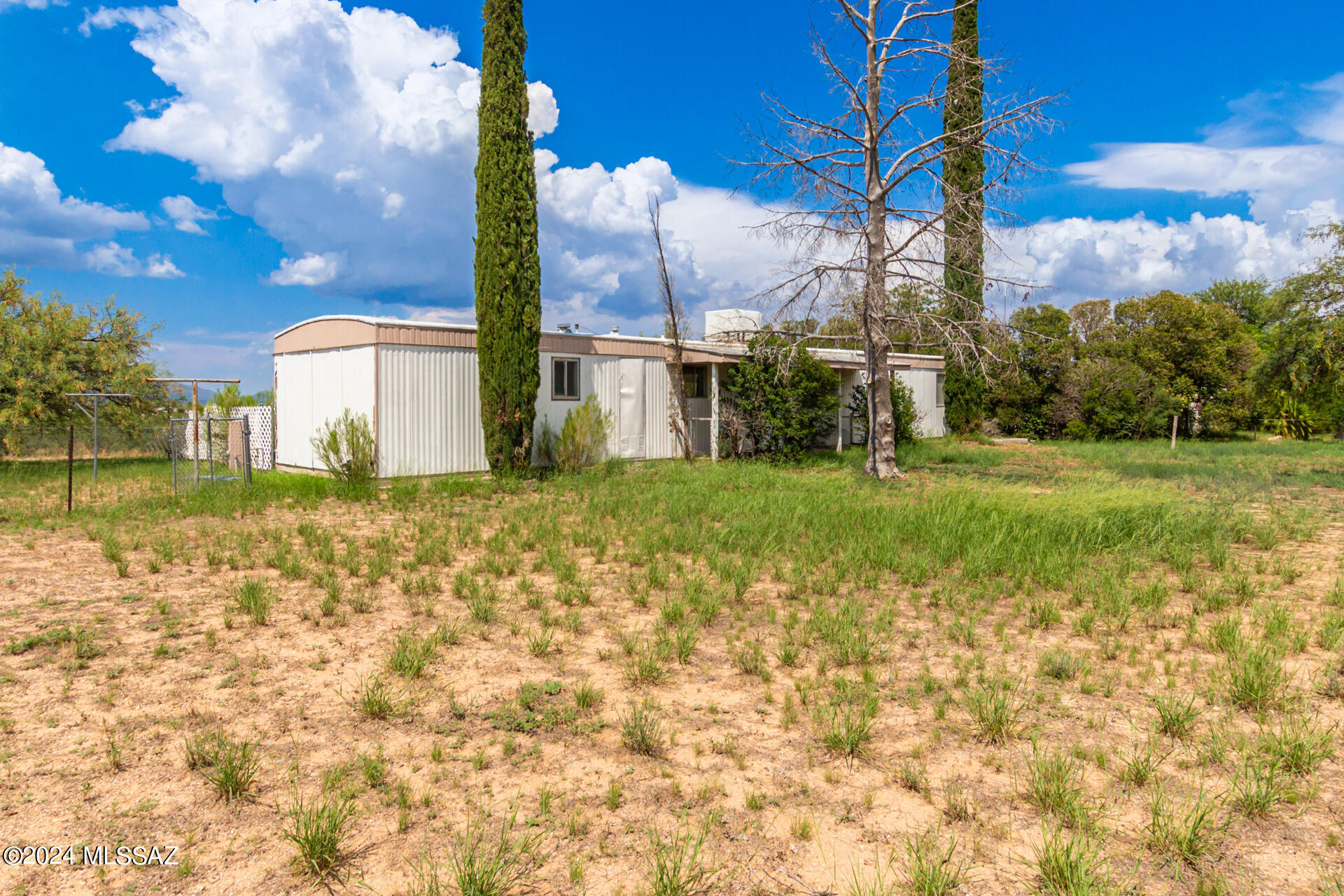 Mescal Lakes - Residential