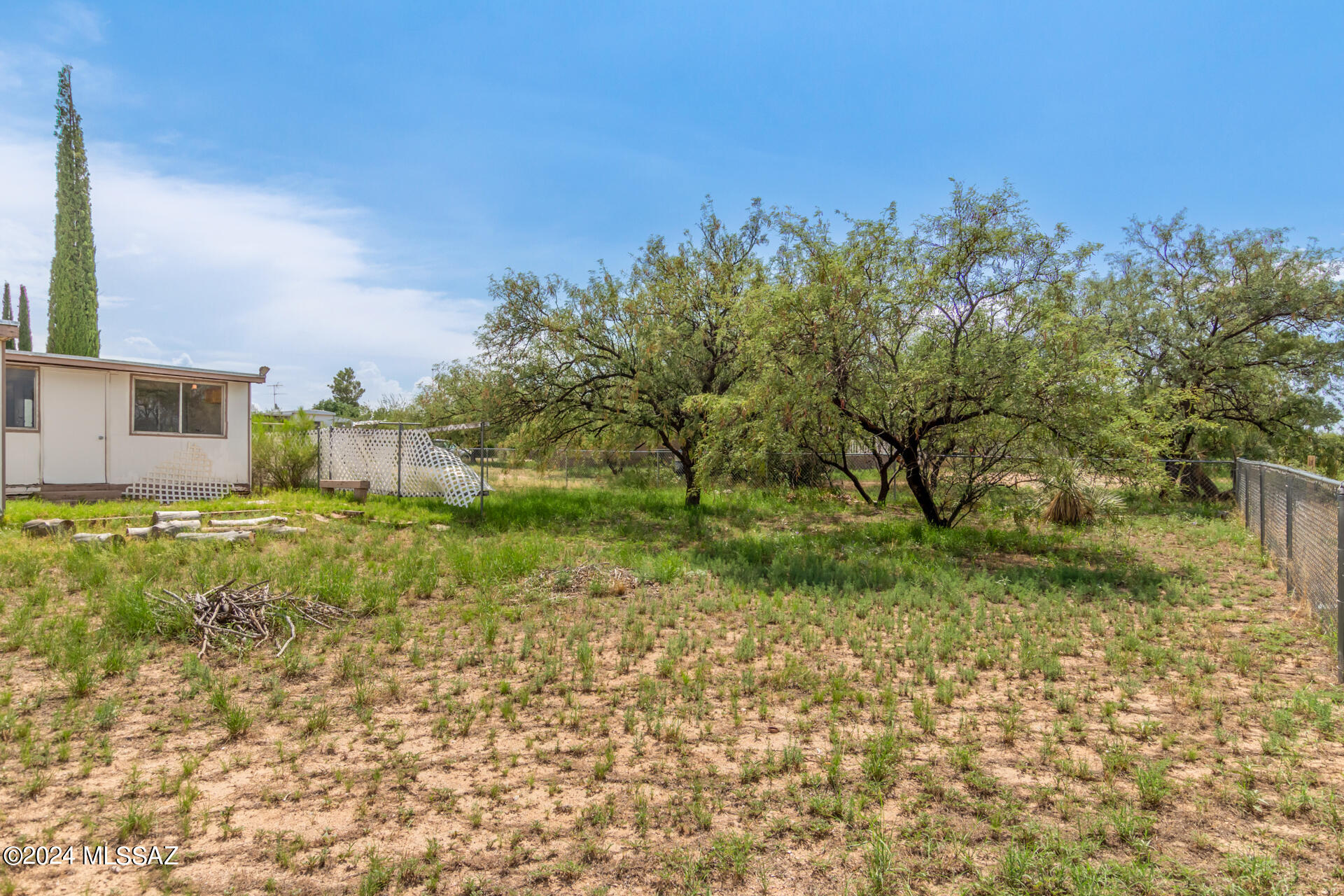 Mescal Lakes - Residential