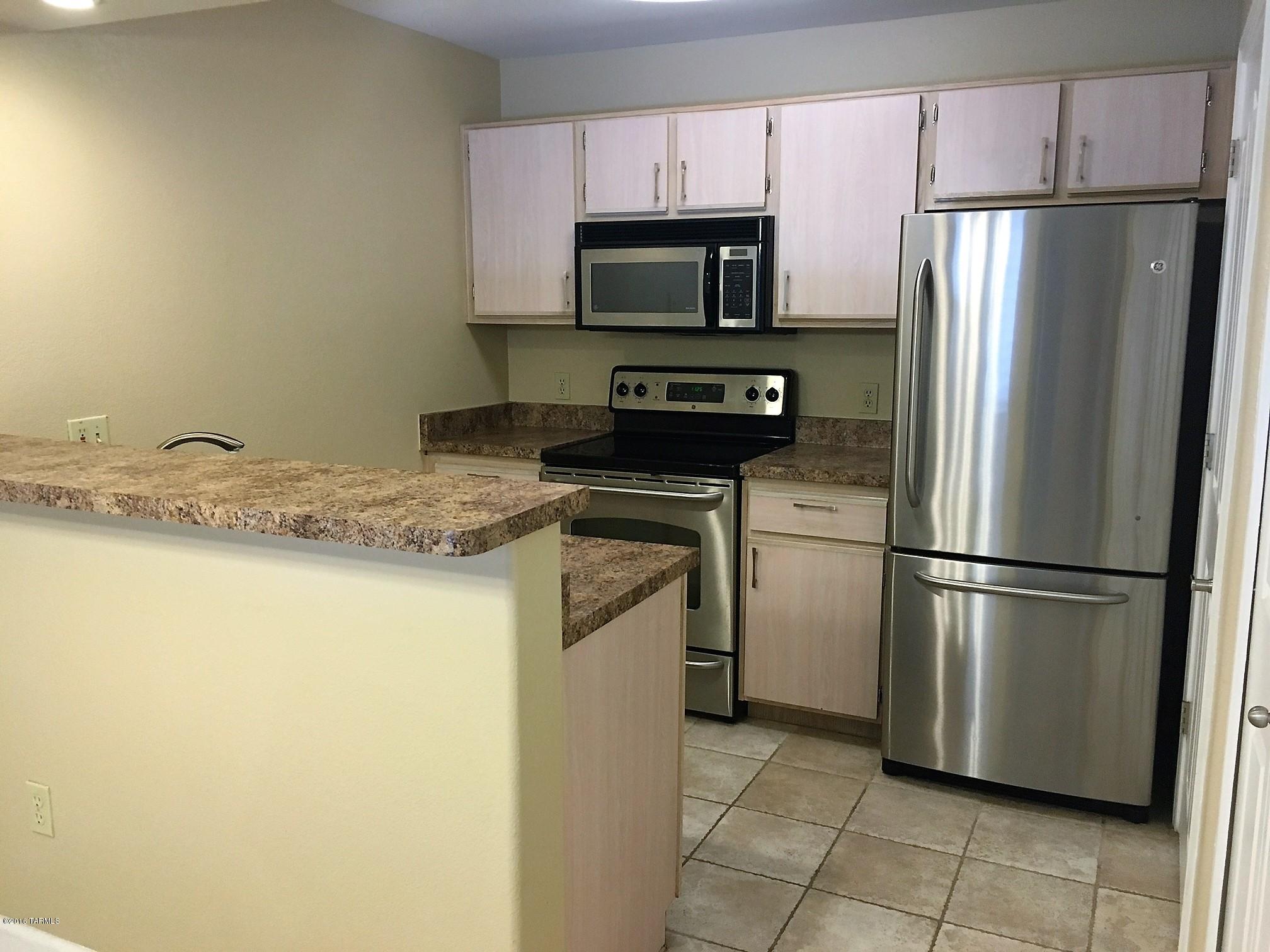 Very private location of one bedroom first floor with some sweet upgrades. Stainless steel kitchen appliance's with full size washer/dryer, upgraded lighting in kitchen and dining area. Tile in Kitchen & dining area, bathroom, beautiful ceiling fans in living room area and bedroom. Crown modeling in dining and living room, two tone paint. Large walk in closet with over size storage off of patio. Nice size patio to enjoy anytime of the day! This one wont stick around for long.... #21103 Priced to R-E-N-T!! Veranda at Ventana Condominium community features state-of-the-art fitness center, two resort style pools and spas with water features, outdoor BBQ's and lush landscaping. All within walking distance to the grocery store, CVS, Post Office, Gadabout, 5 restaurants, +++