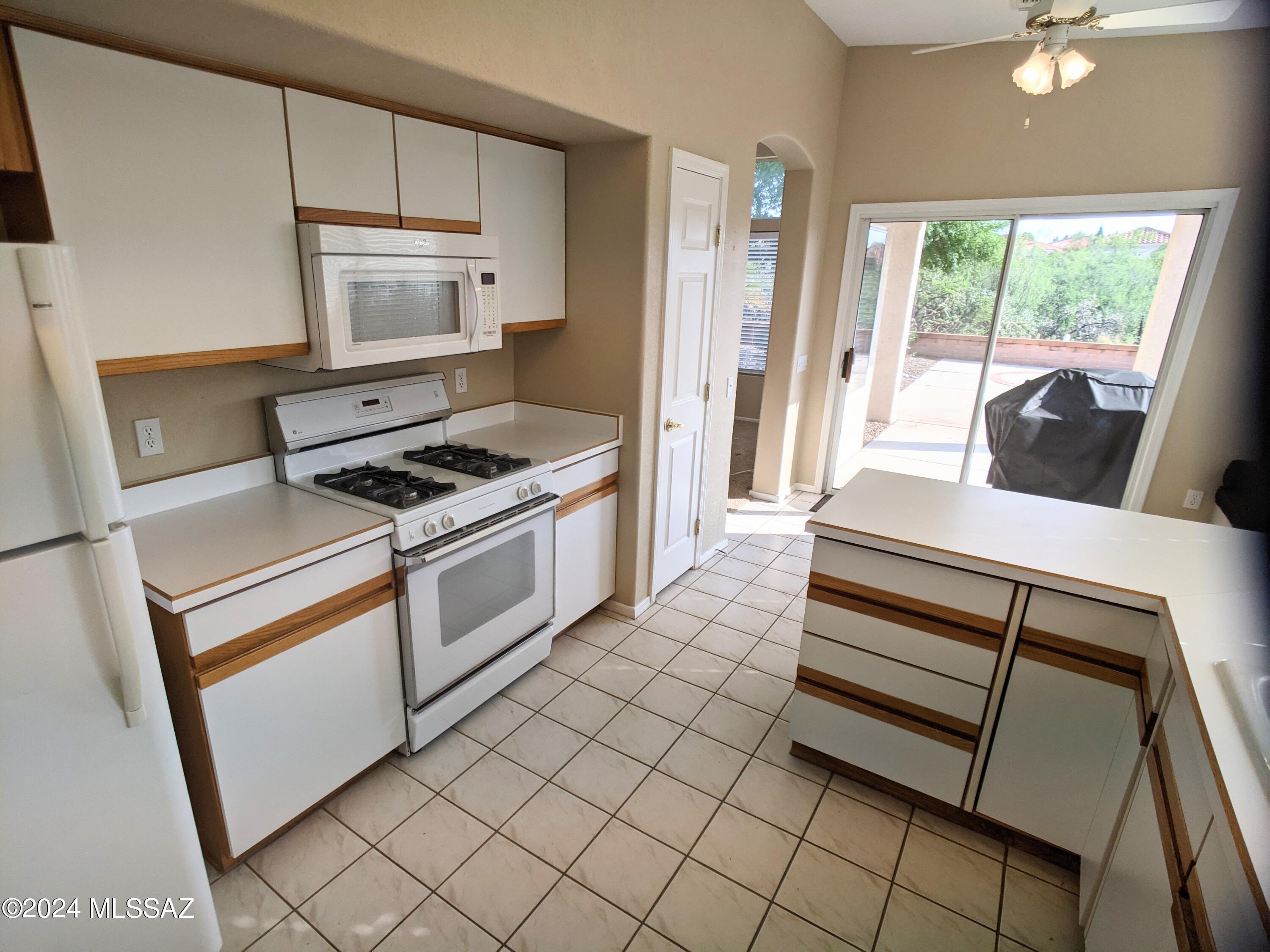 Sun City Vistoso Unit 16(1-21) - Residential Lease