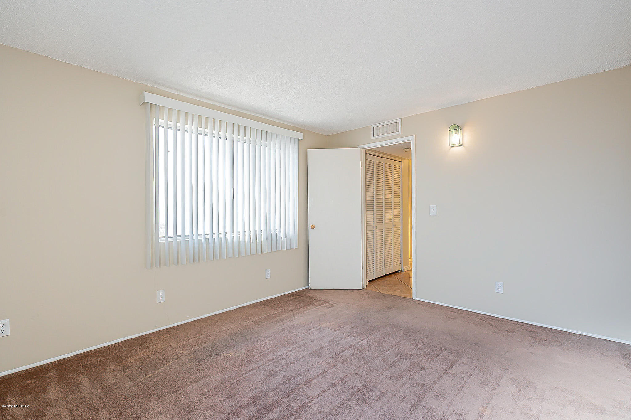 Golf Links Villas - Residential