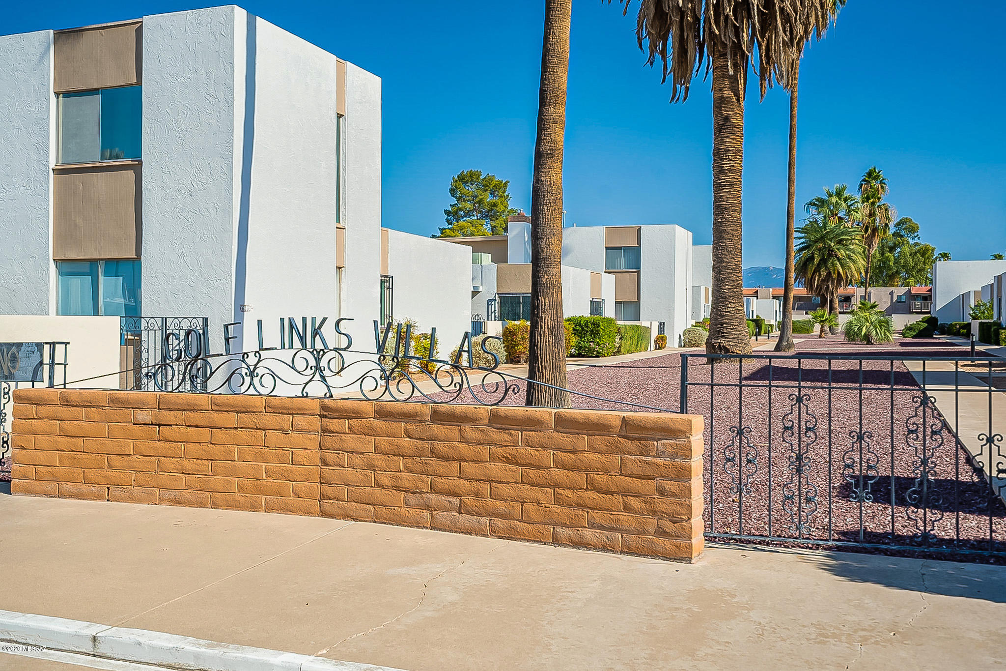 Golf Links Villas - Residential