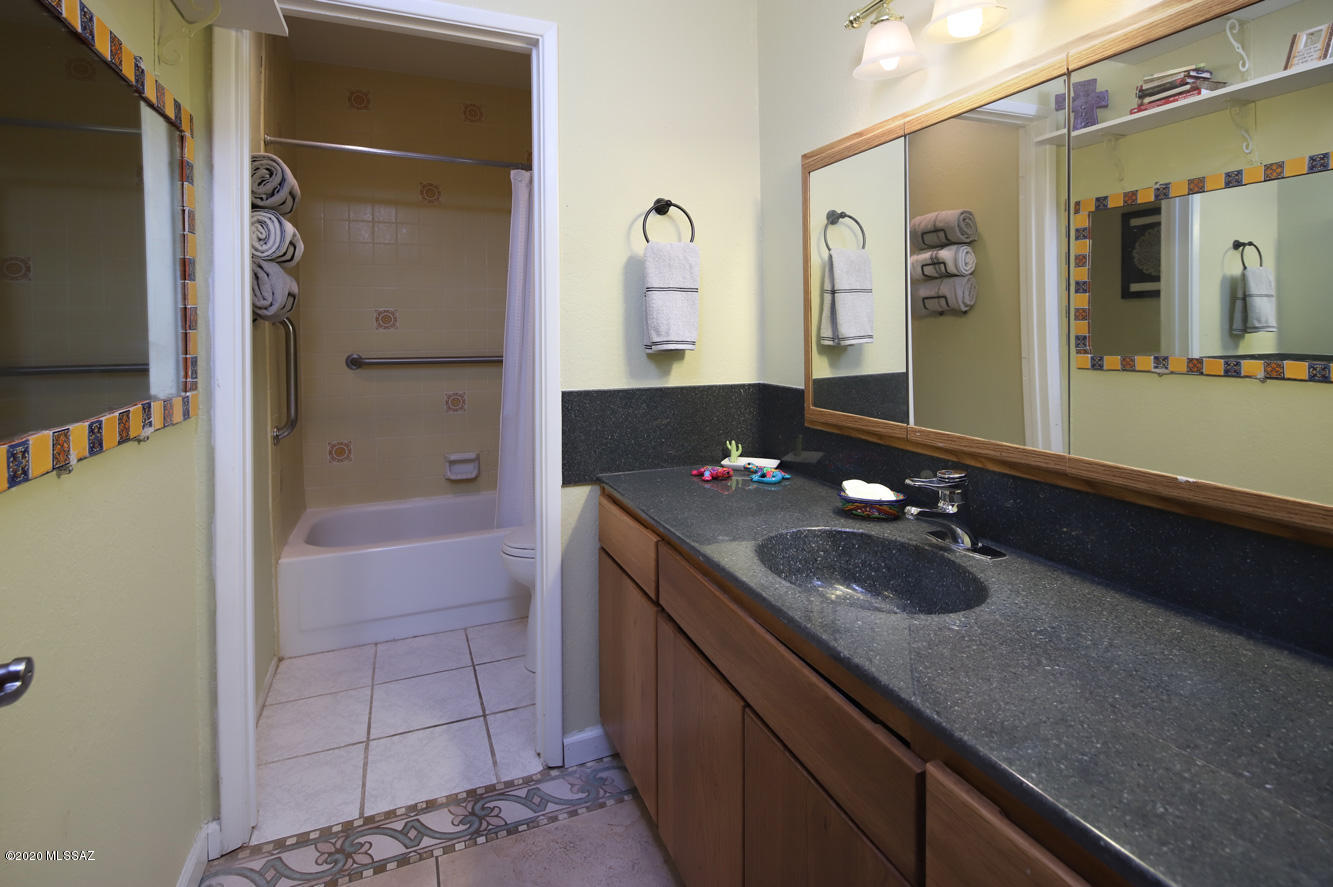 Tanque Verde Acres (1-31) - Residential