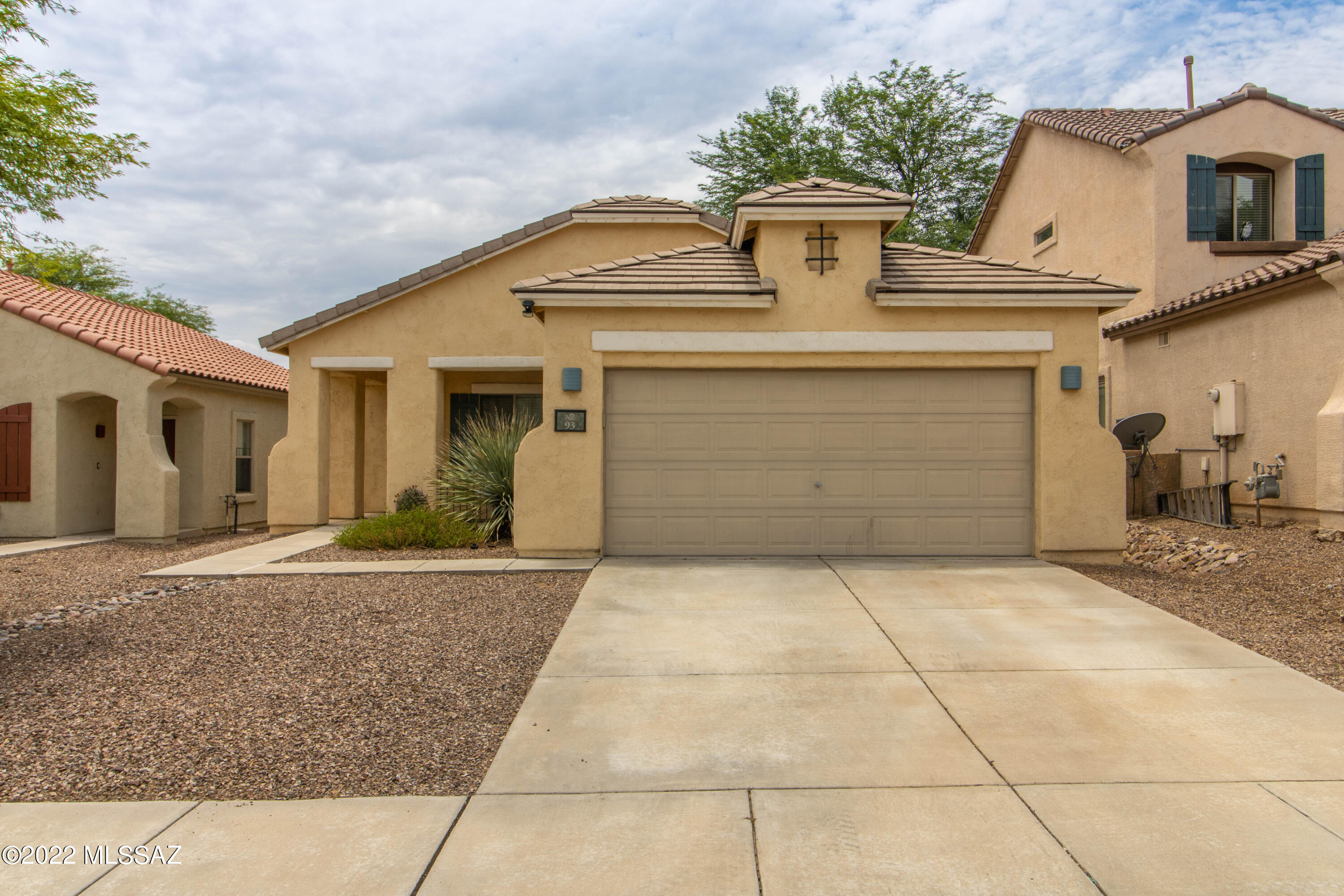 Rancho Sahuarita rental 3 bedroom and 2 bath home with all the amenities of the community. Washer and dryer are included, pets are considered $150 nonrefundable pet fee per pet, $50 application fee per adult.