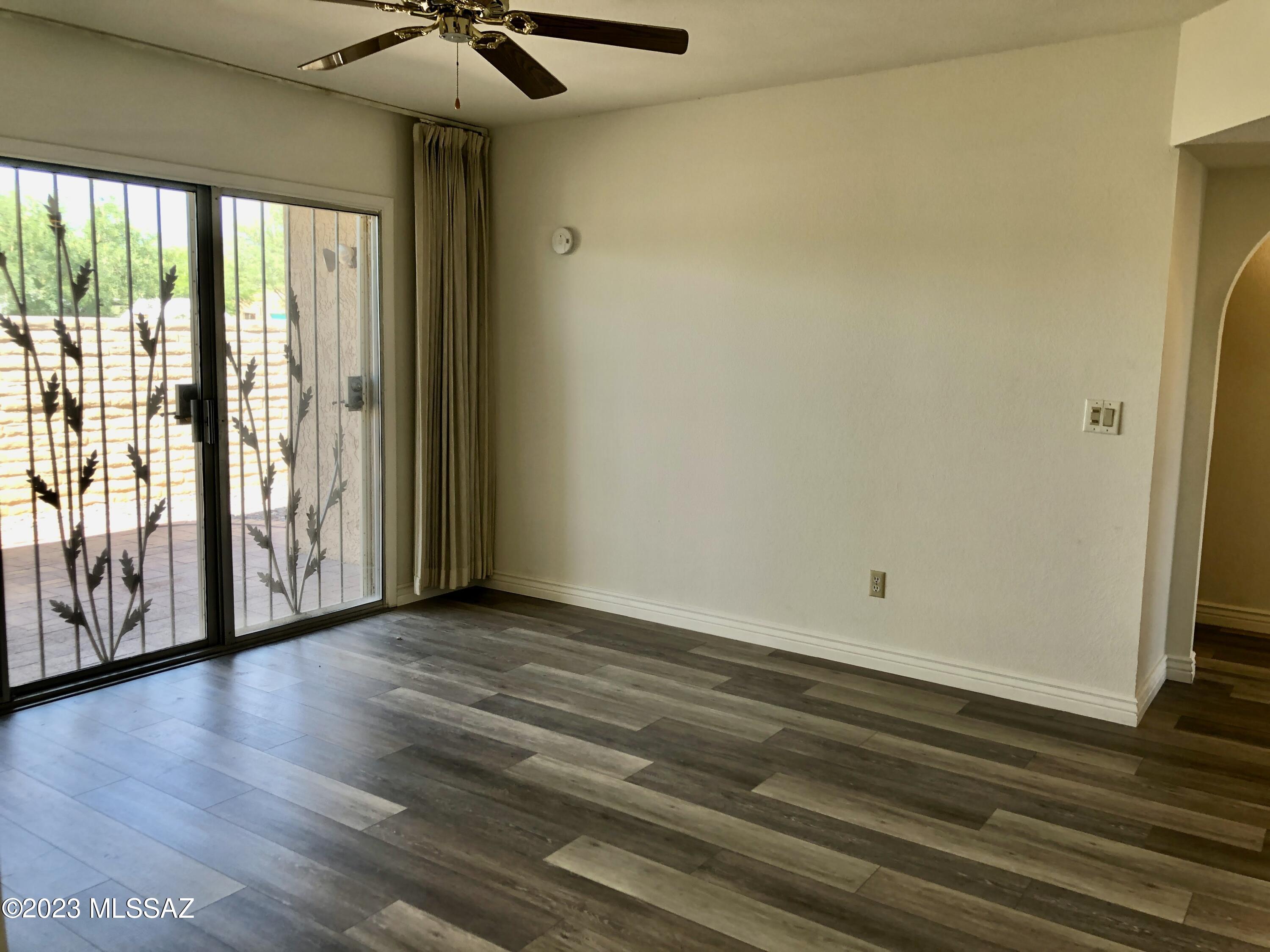 Cameo Place Townhomes (1-20) - Residential Lease