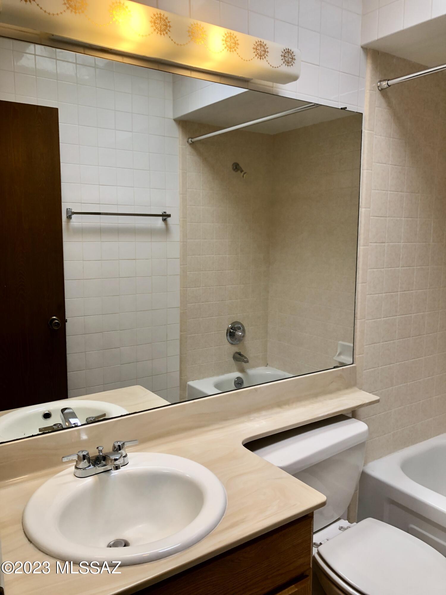 Cameo Place Townhomes (1-20) - Residential Lease