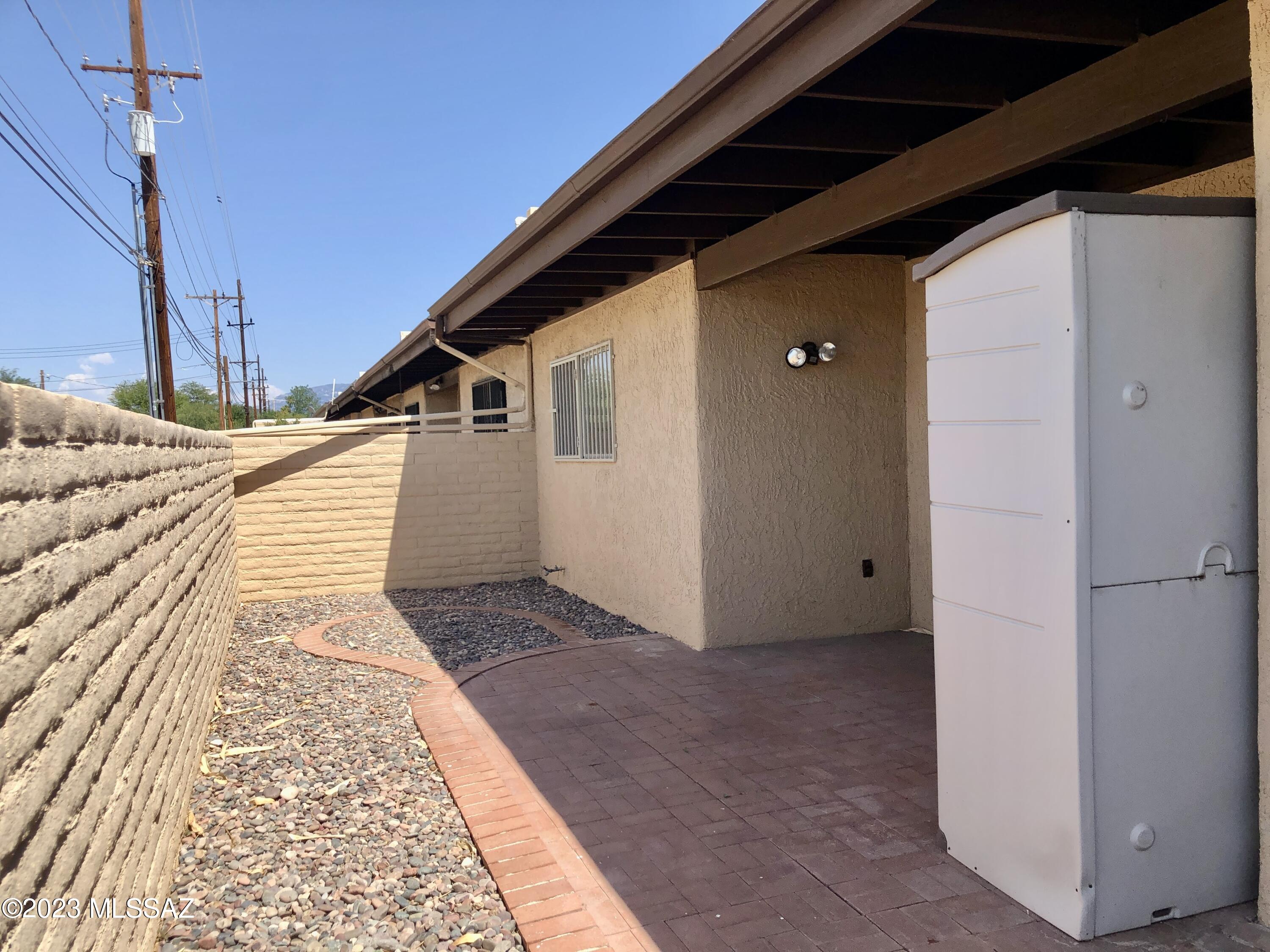 Cameo Place Townhomes (1-20) - Residential Lease
