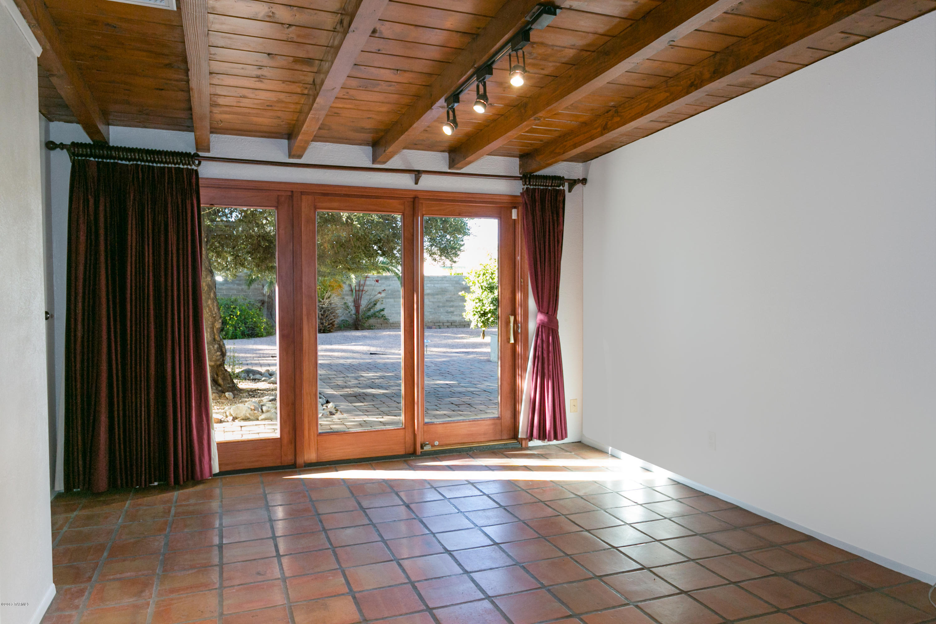 Catalina View - Residential