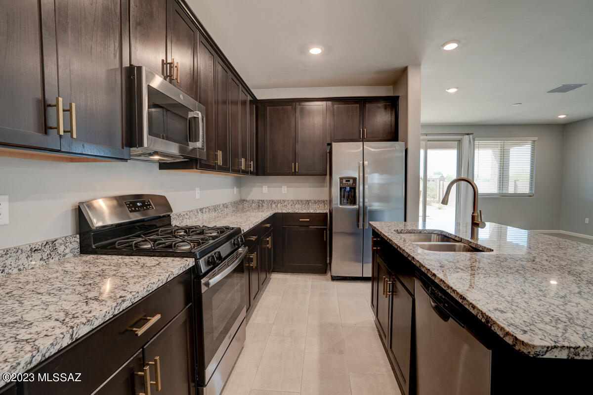 Mountain Vista Ridge - Residential Lease