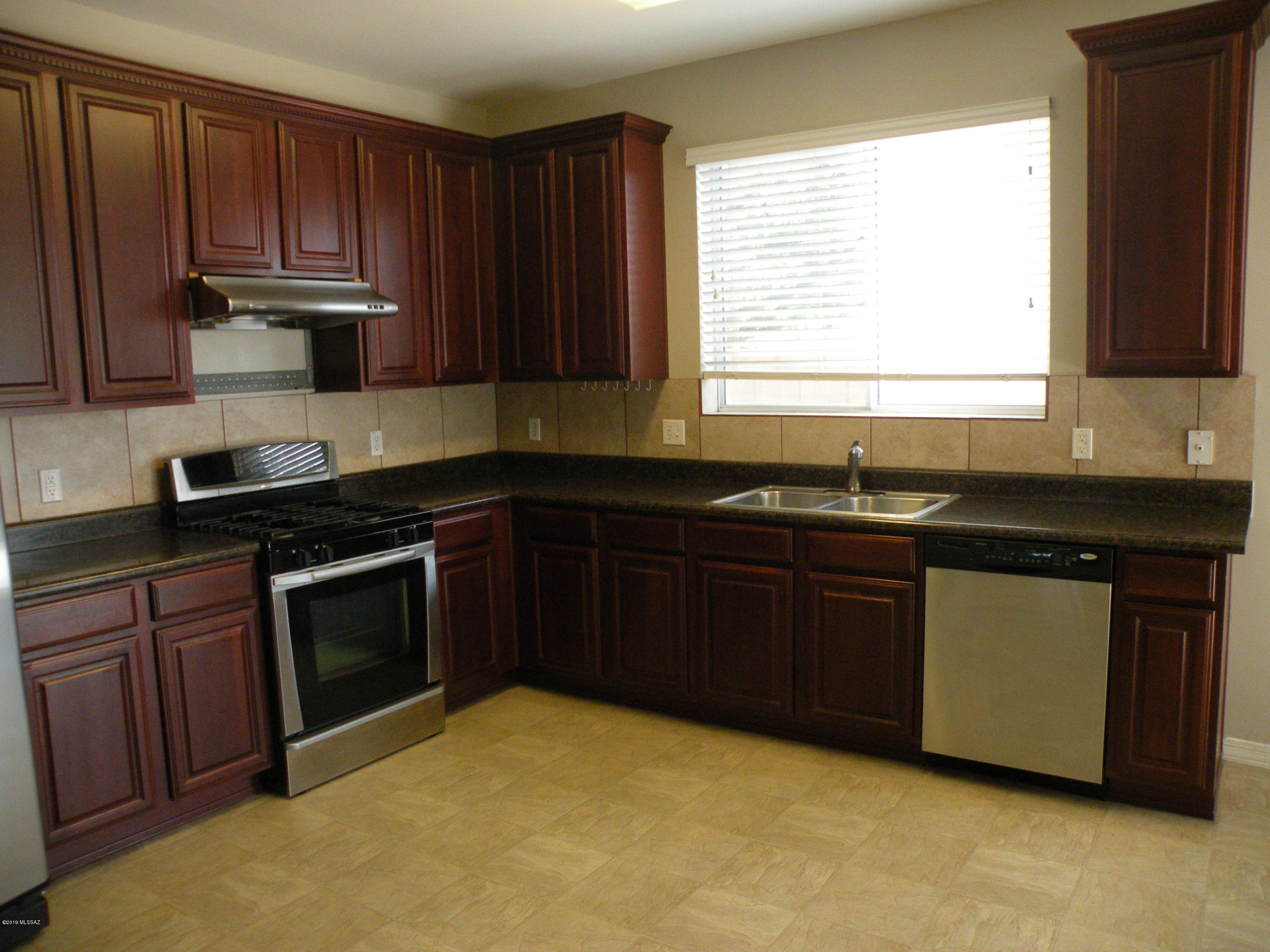 Pantano Overlook - Residential